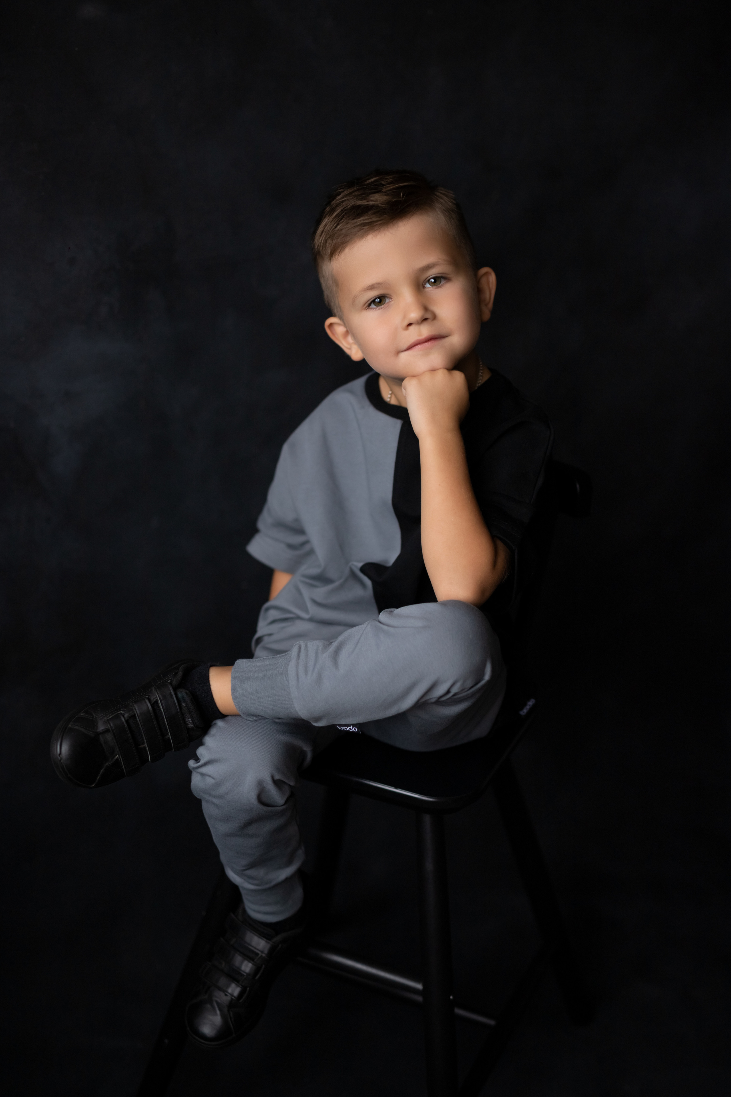 Захар 4 года. Фотокомпания «Алые паруса» выпускные альбомы Москва и МО