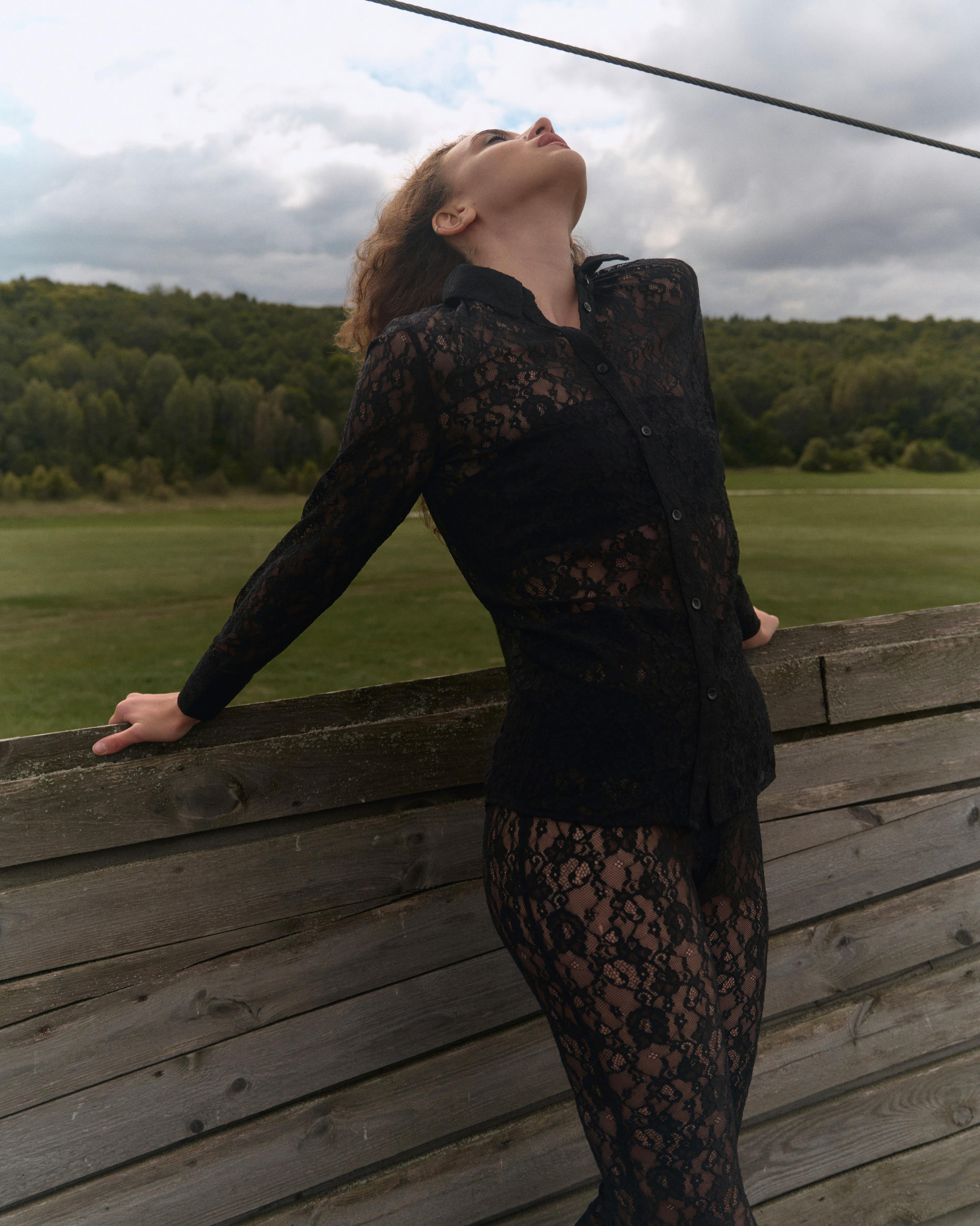 Julia. Z H U R A V L E V