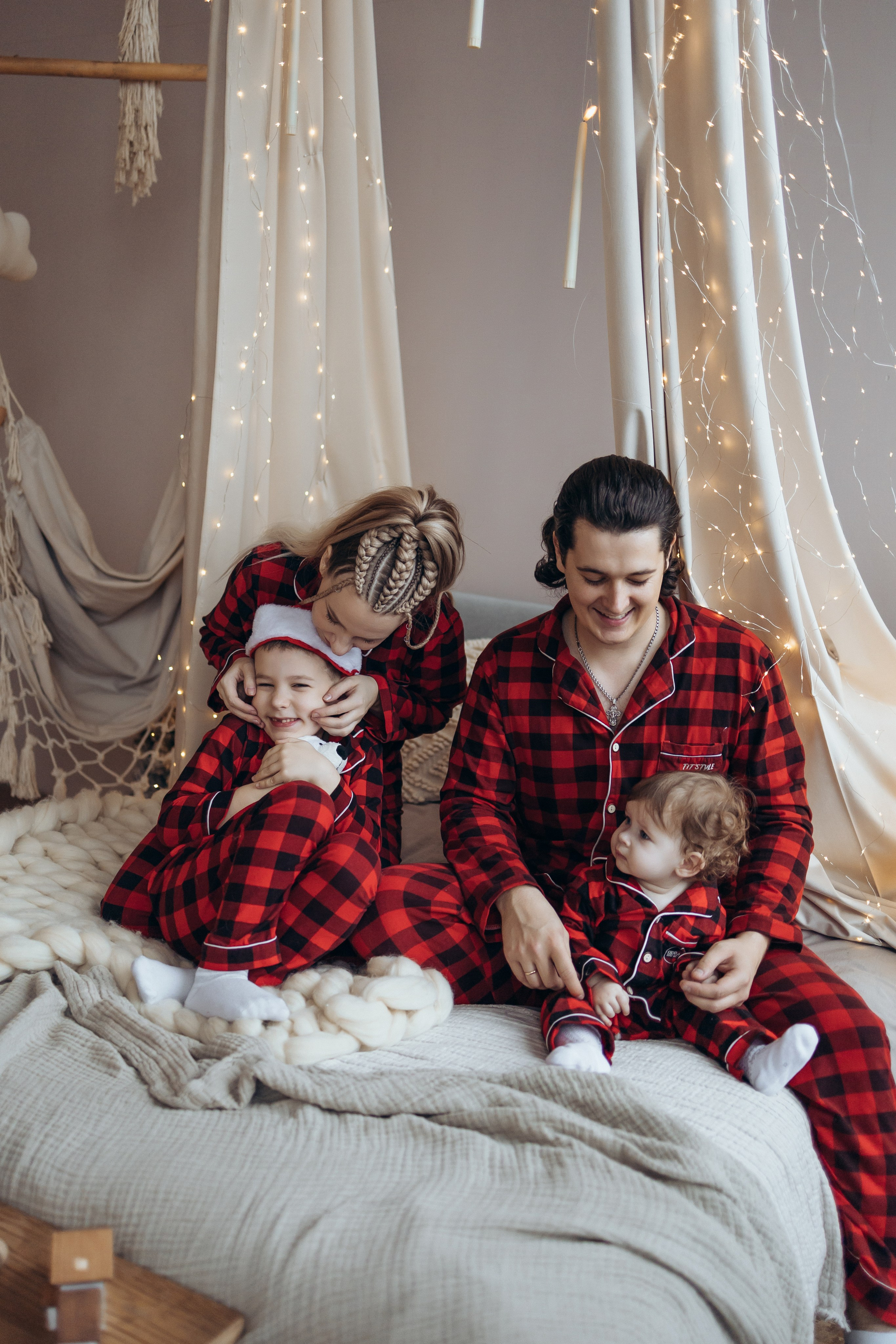 Новый год в красных пижамах. Свадебный фотограф в Тольятти Валерия Барышкина