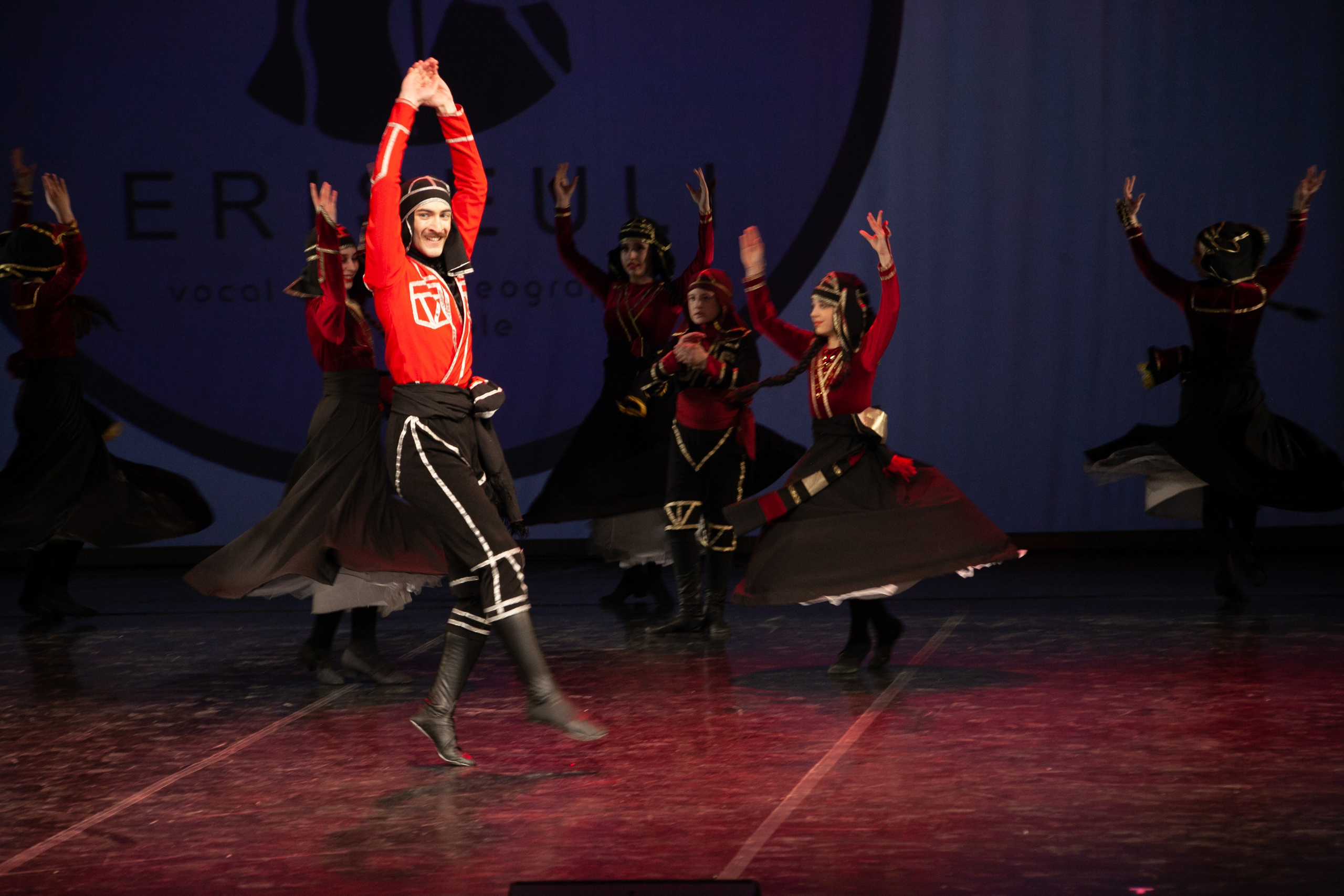 Концерт, грузинские танцы. Art photographer Nino