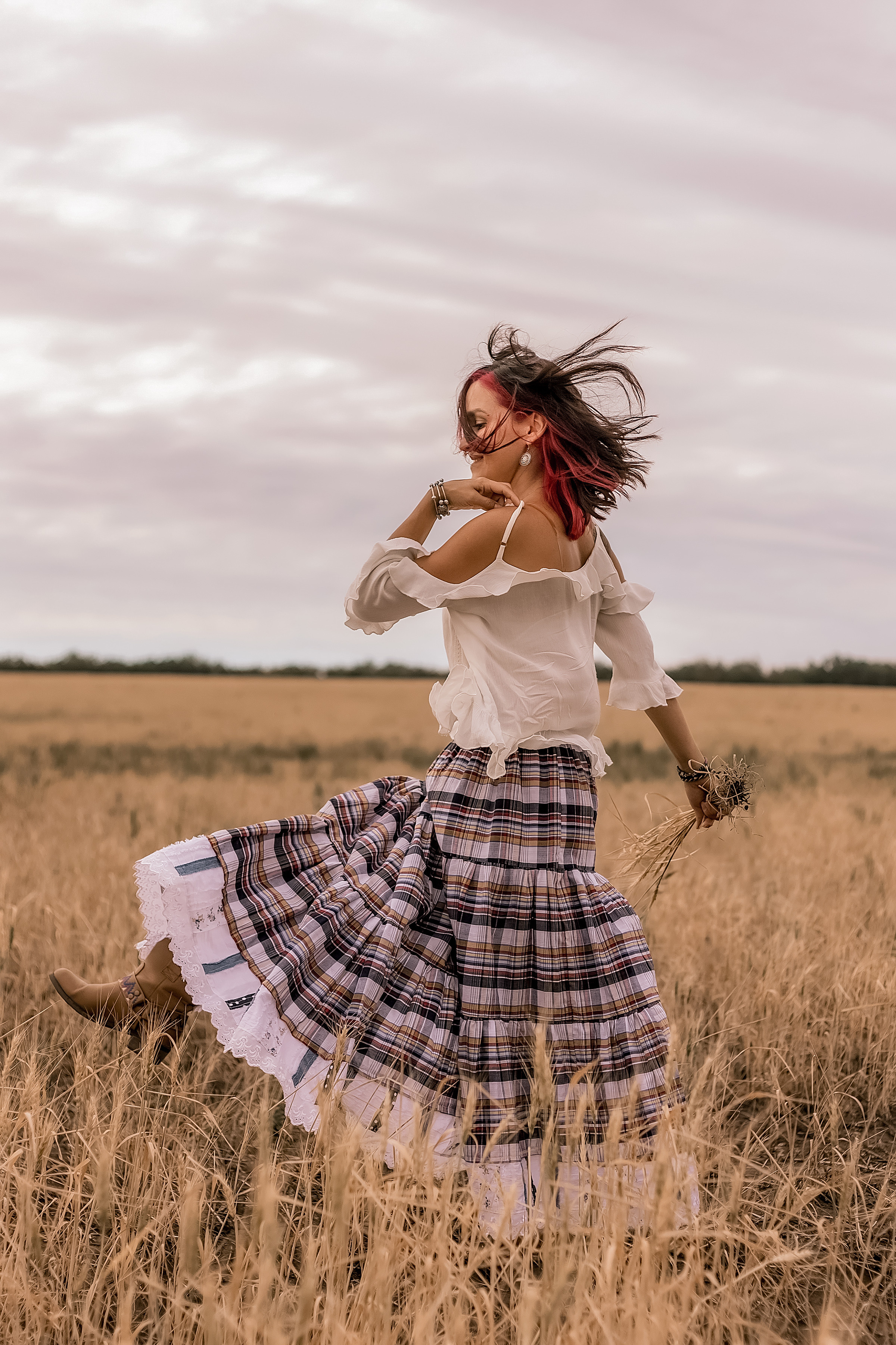 Прогулка в ПШЕНИЦЕ. Фотограф Софья Васильковская