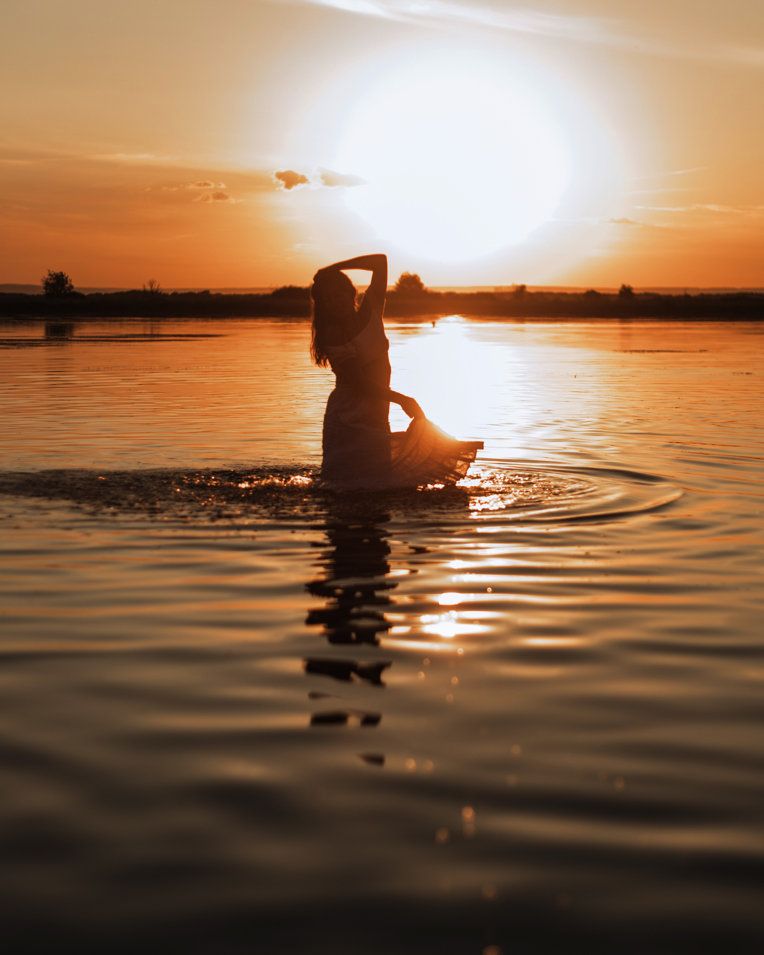 ТАНЦЫ НА ВОДЕ. ЗАКАТ. Фотограф Софья Васильковская