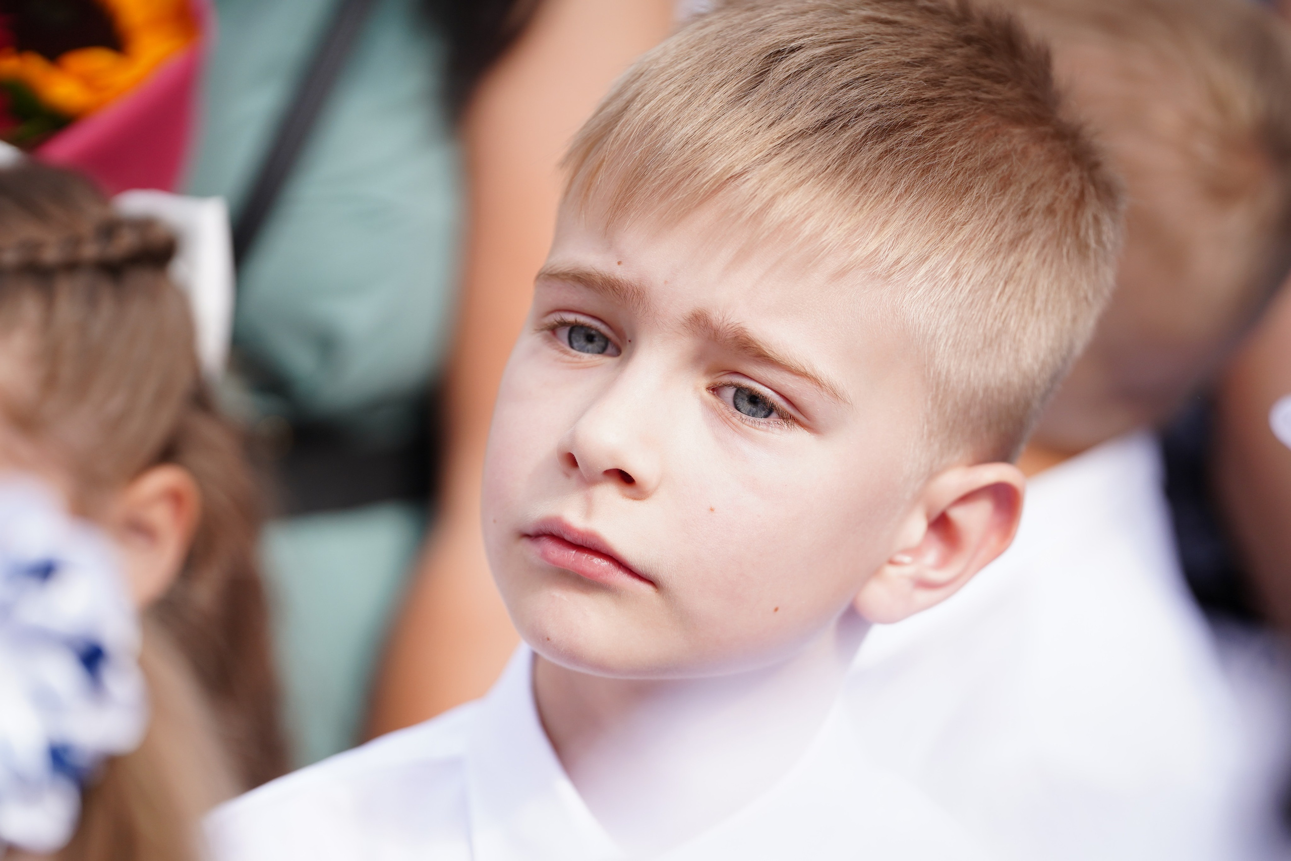 1 сентября Линейка. MEMENTO.Выпускные альбомы, школьные, юбилейные и другие книги. Ростов-на-Дону