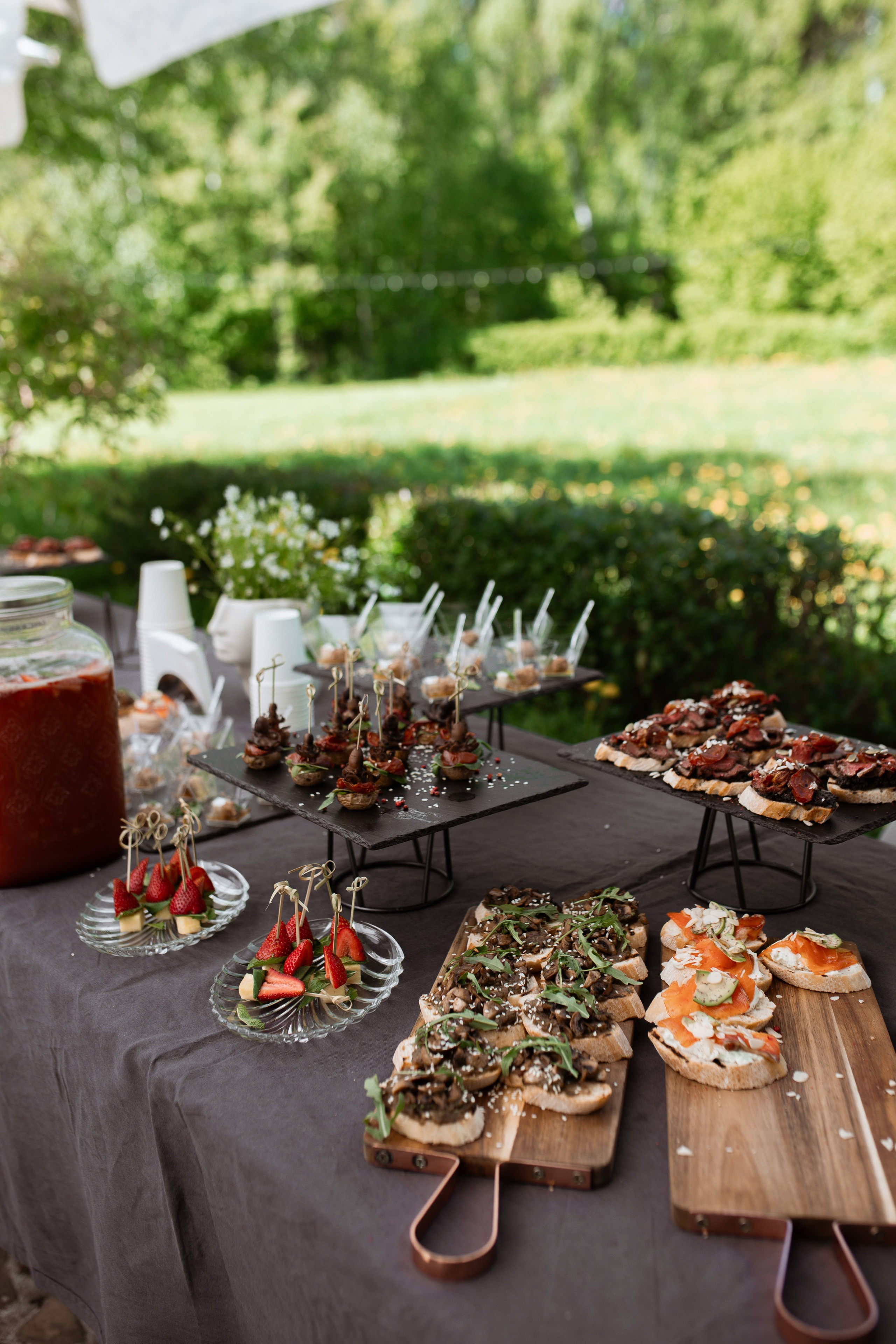 Уютная свадьба за городом в кругу самых близких. Свадебный фотограф Елена Рубцова