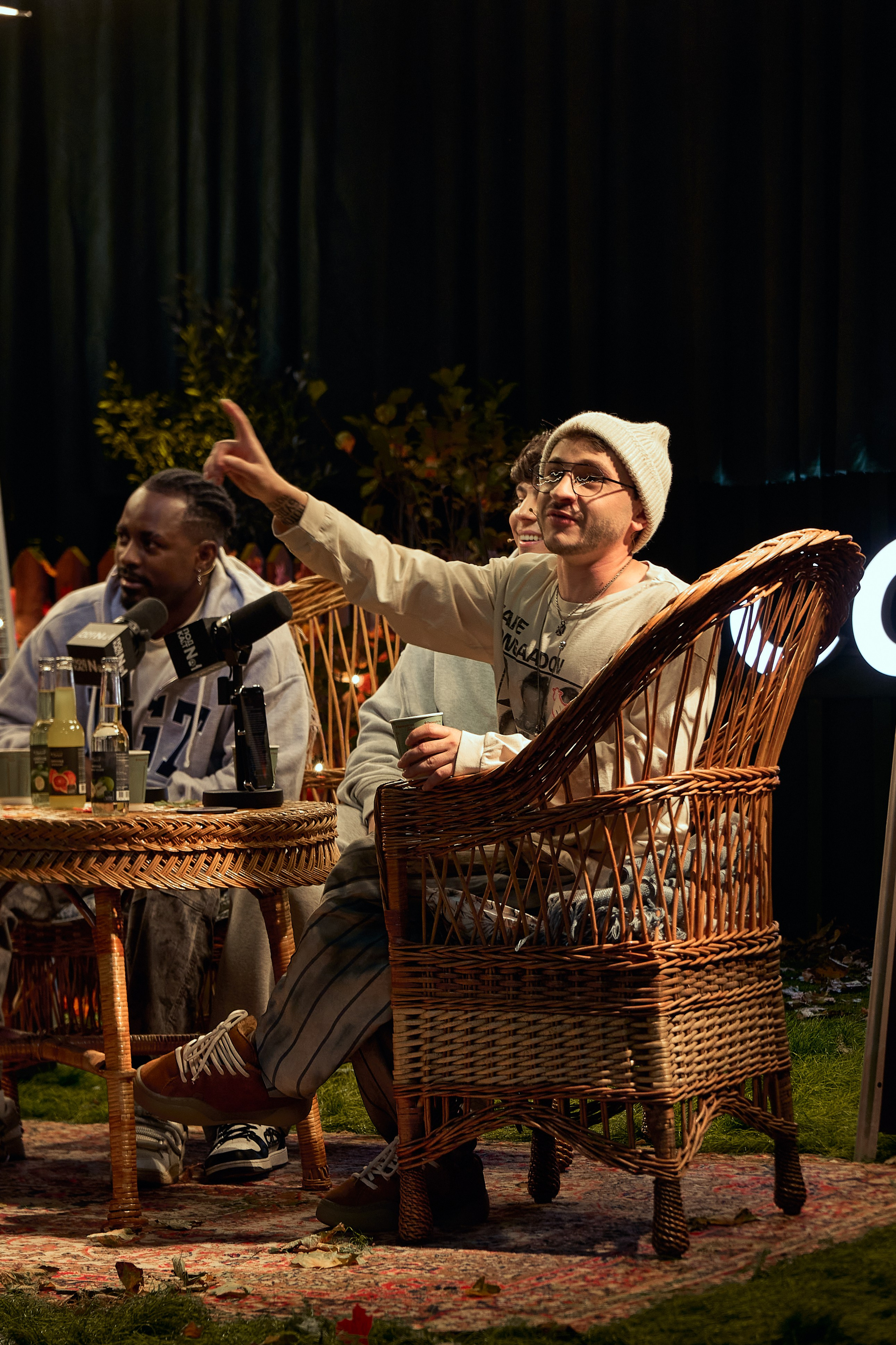 Бэстейдж «Летний подкаст № 1». Главная