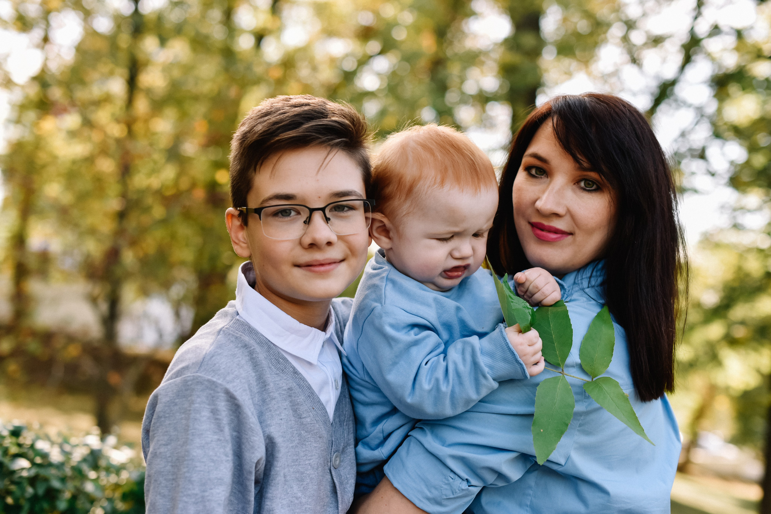 Прогулка Олеси, Льва и Ванечки