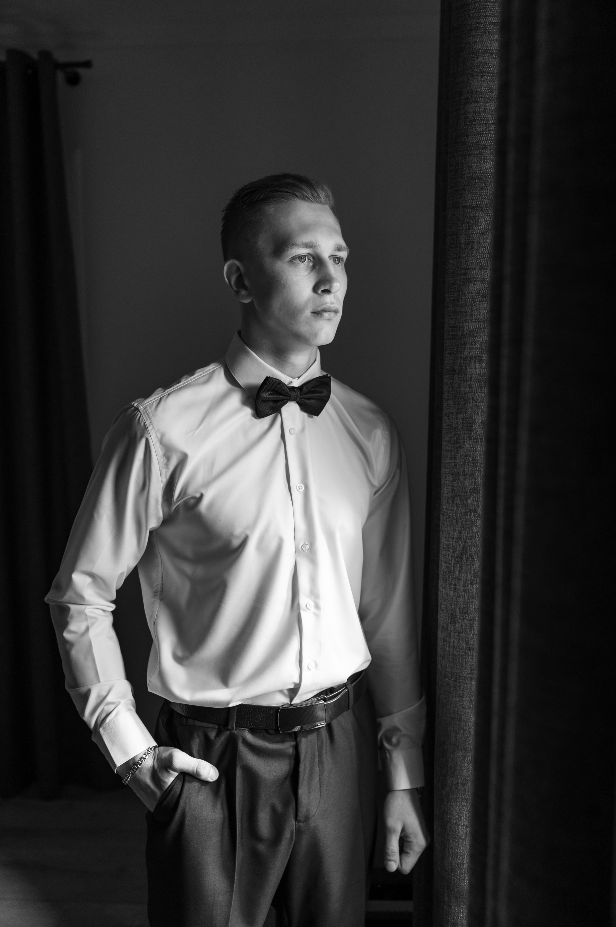 Свадебная фотосессия Банкетный зал Замок Монсоро. Свадебный фотограф Москва Юрий Кульман