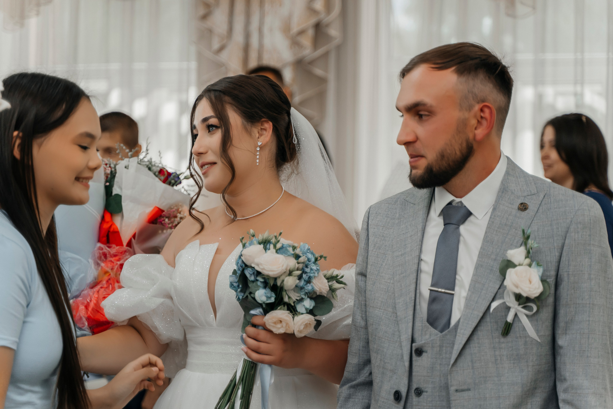 Свадебная фотосъёмка в ЗАГСЕ. Свадебный фотограф видеограф Чебоксары