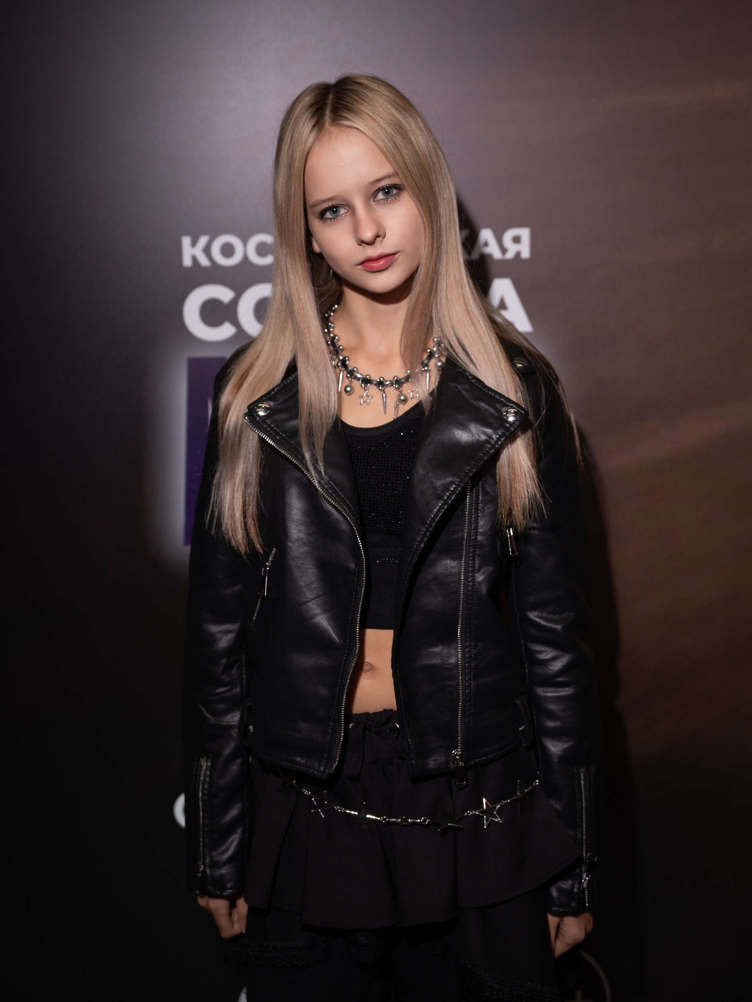 Космическая собака Лида. Премьера Космическая собака Лида. Фильм Космическая собака Лида. Космическая собака Лида смотреть. Каро 11 Октябрь