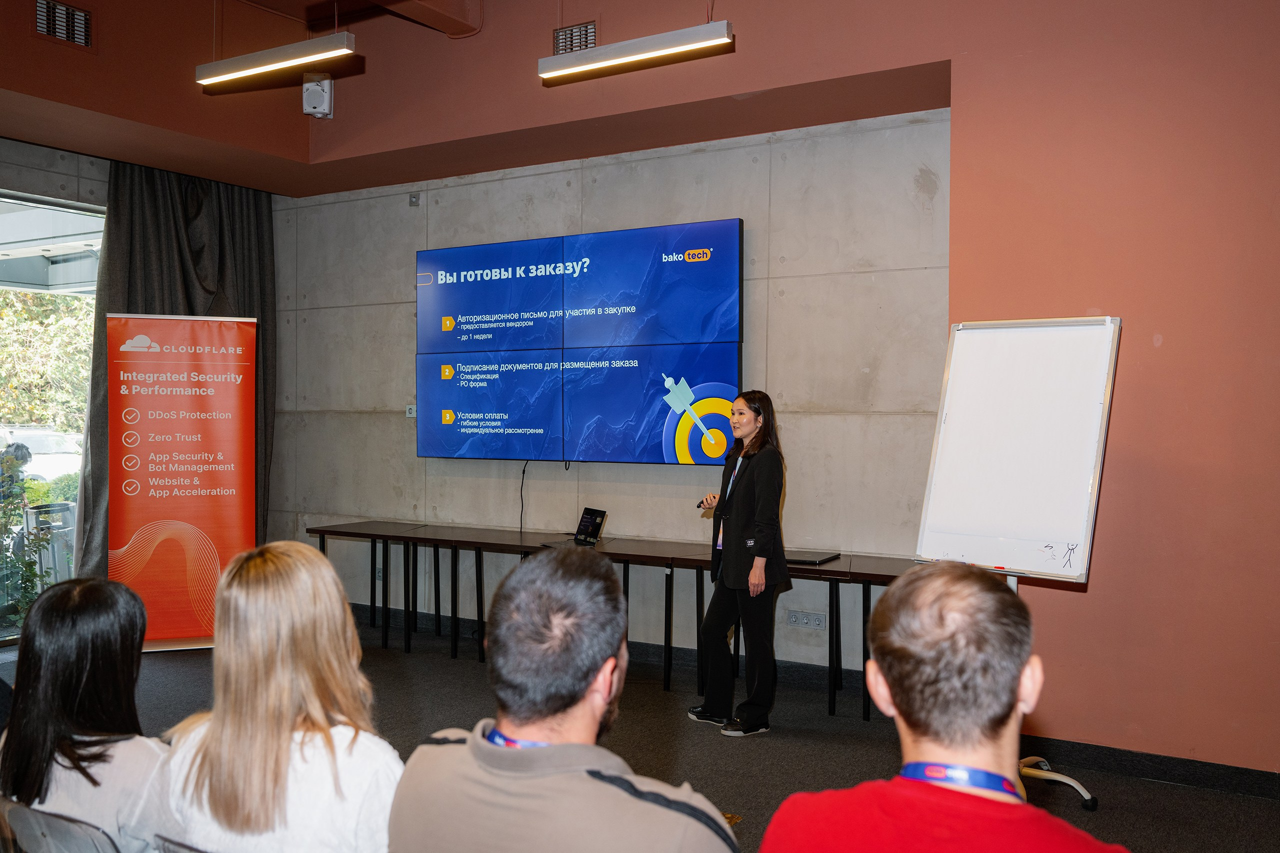 Конференция/Игра в тенис — BakoTech&Cloudfire. Фотограф в Алматы — Алексей Коньков | Репортаж, свадьбы, портреты