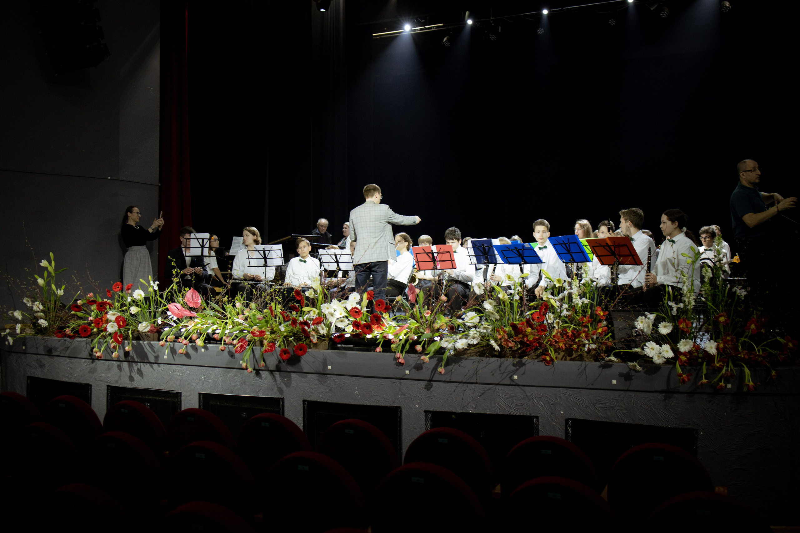 Оформление Отчетного концерта Музыкальной школы Глазунова. Оформление свадеб, декор свадеб Вера Маркова, Москва