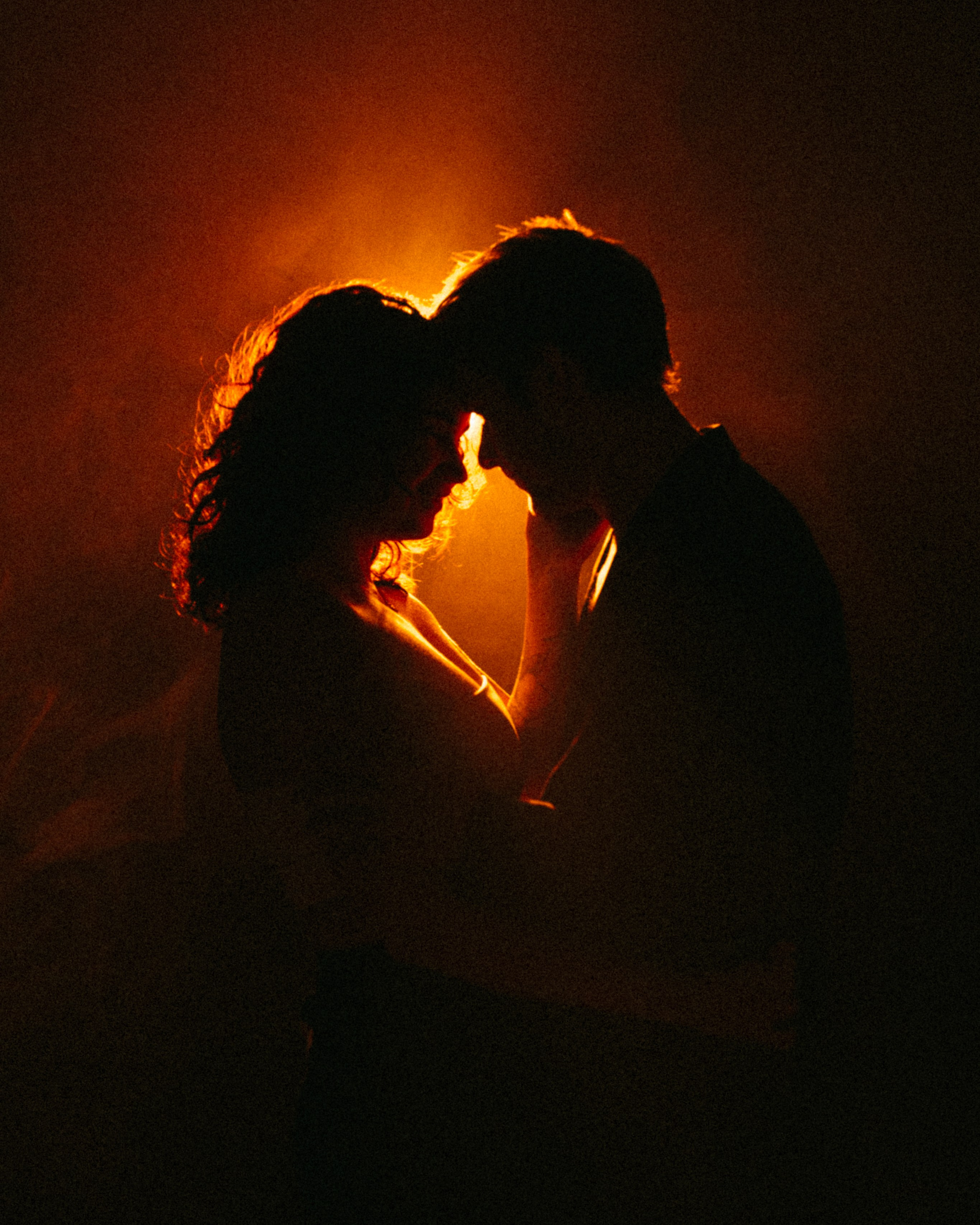 Ты мой огонь. Свадебный и портретный фотограф в Новосибирске Любовь Исакова