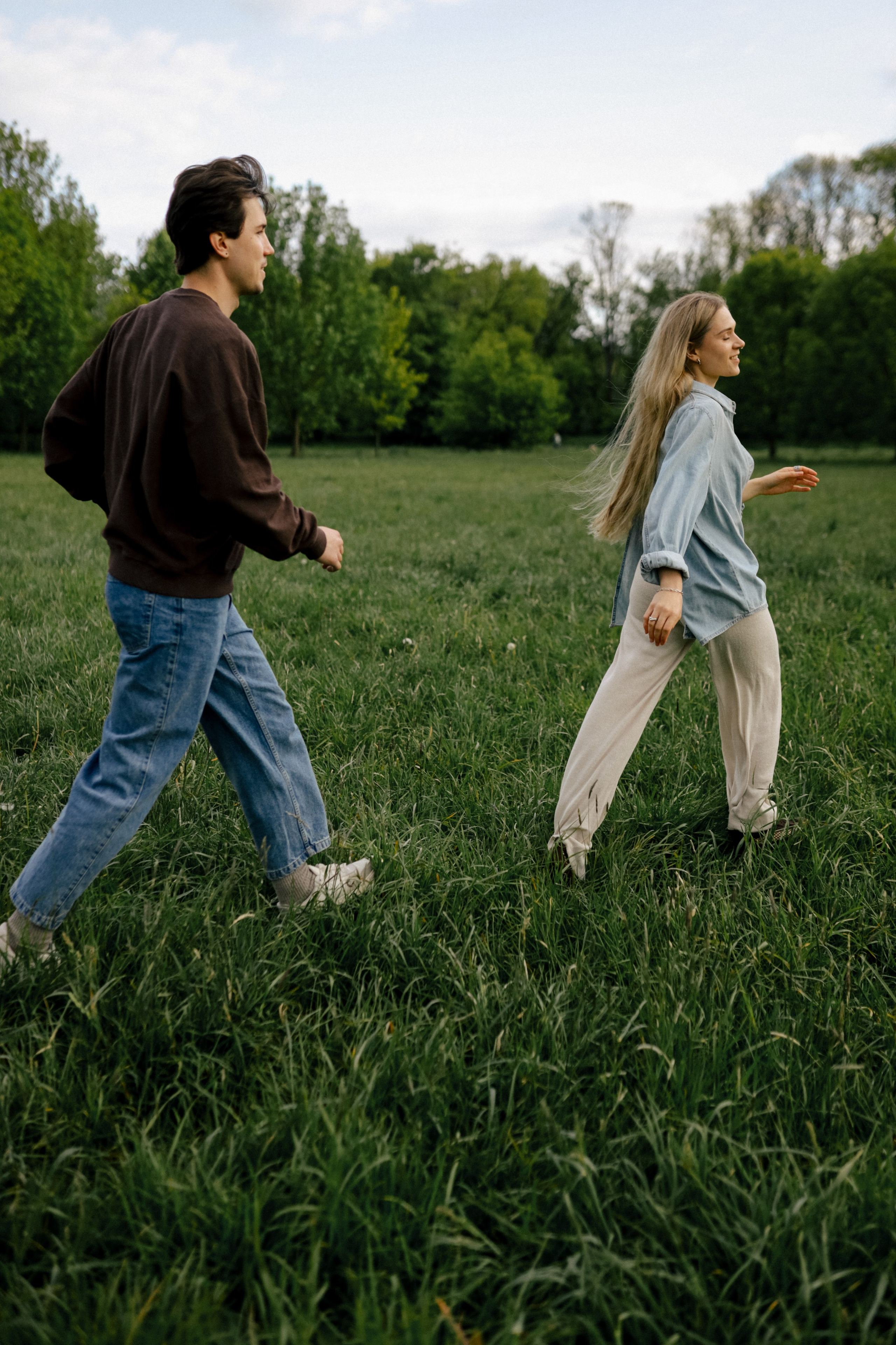 Побежали смотреть весну. Свадебный и семейный фотограф в Варшаве