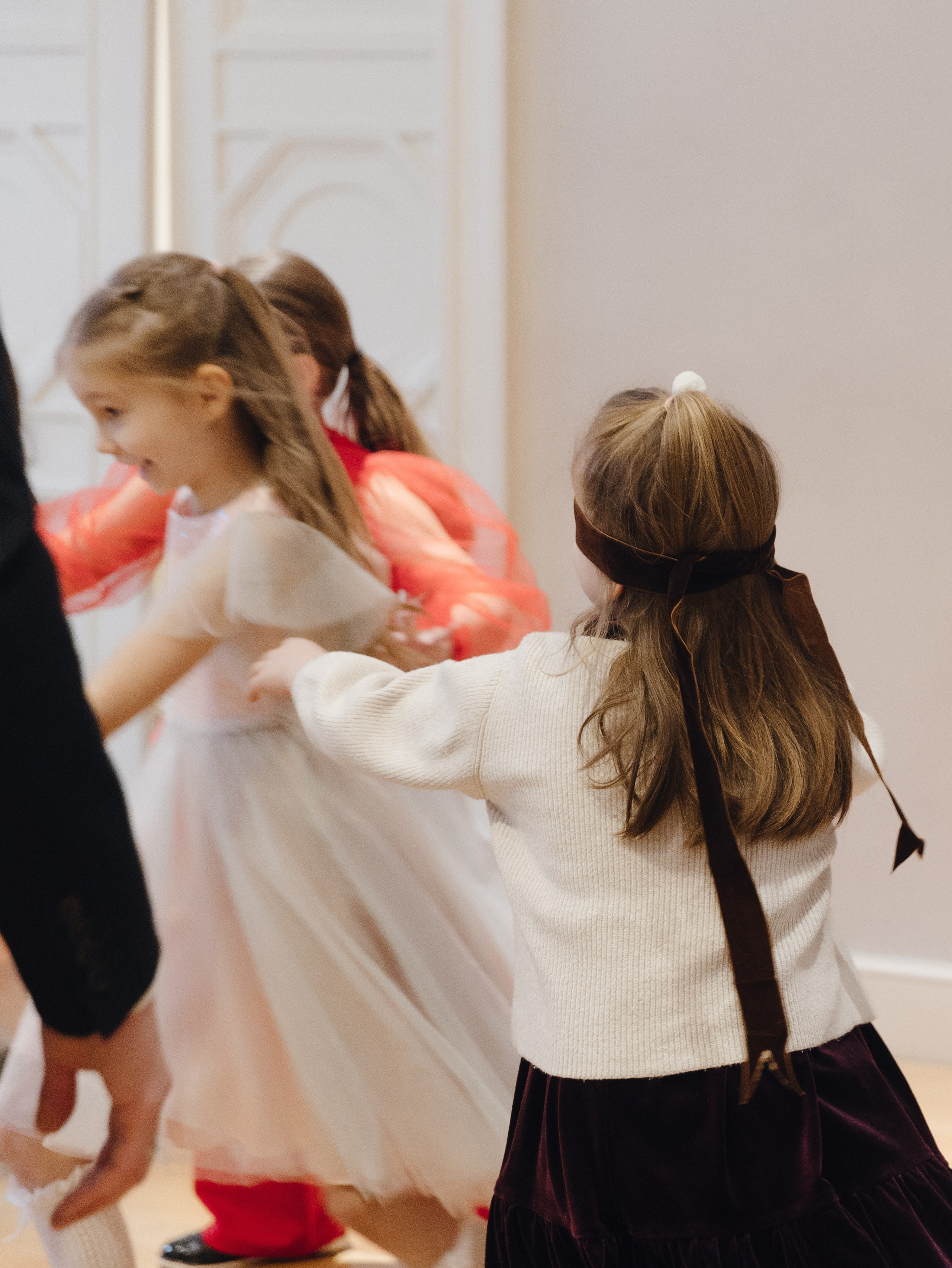 NUANCE — Ёлка. Destination wedding photographer Mary Korenchuk