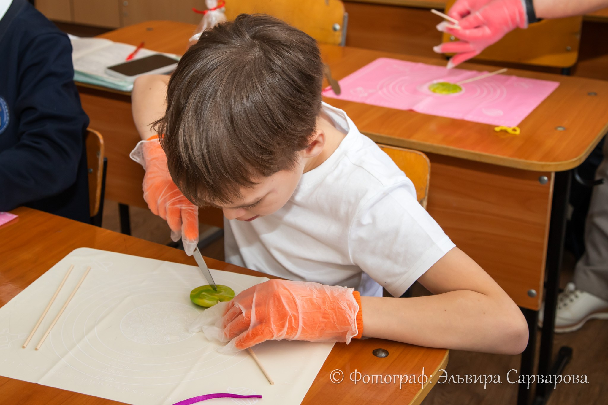 Мастер-класс по леденцам. Репортажный Фотограф