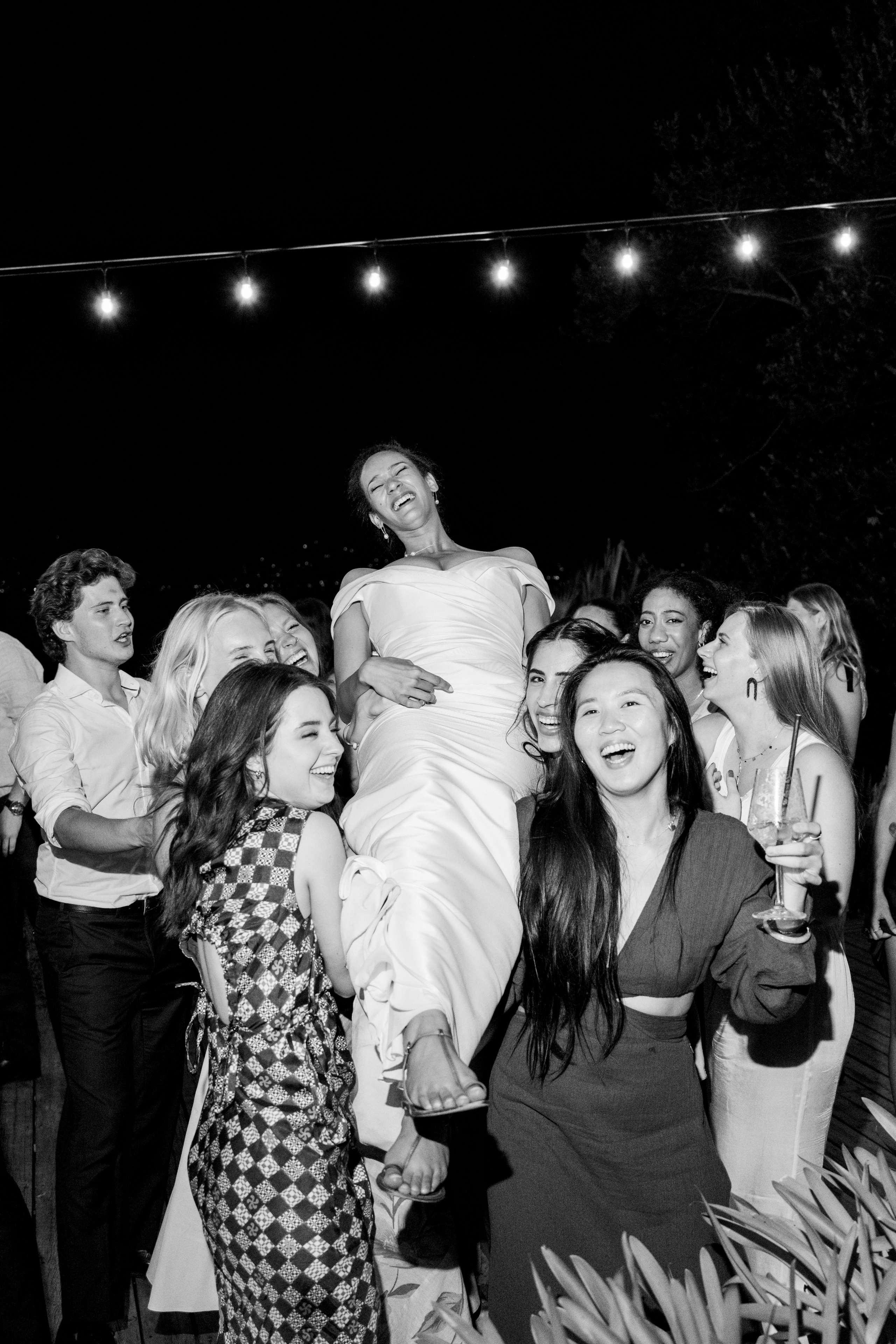 Viktor-Daniela. Elopement Wedding Photographer