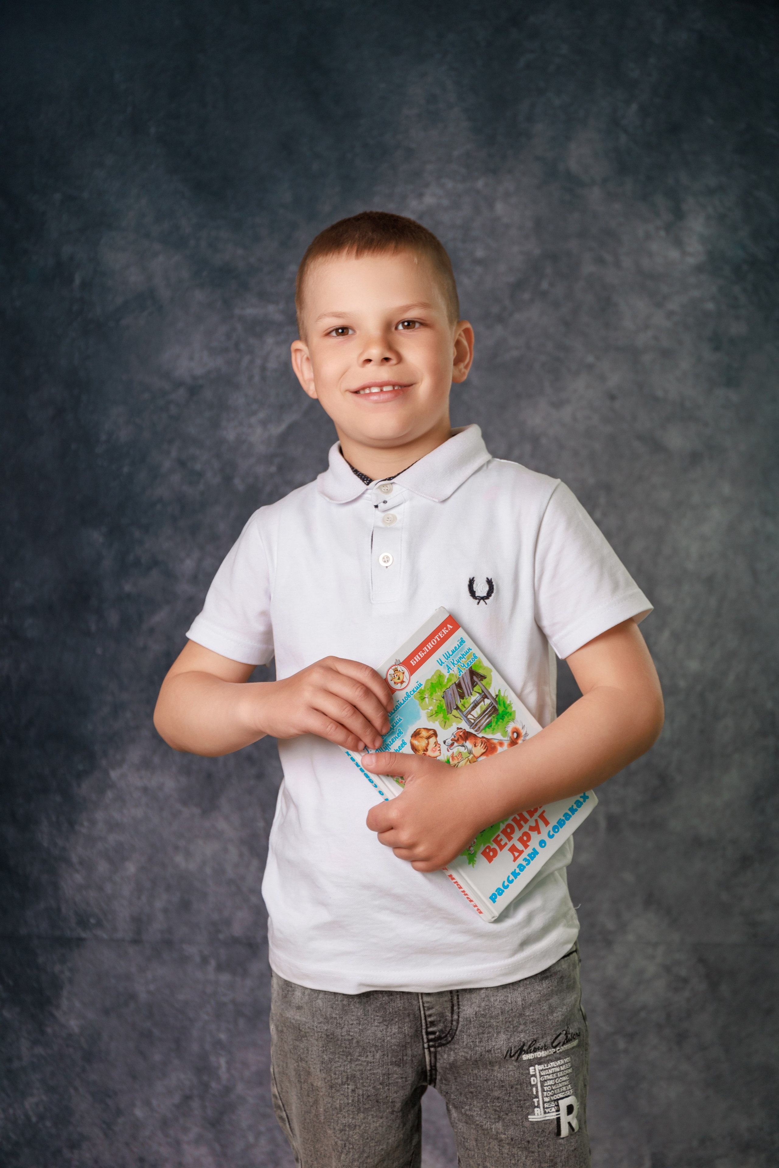 Выпускной альбом. Фотограф Олег Сотник