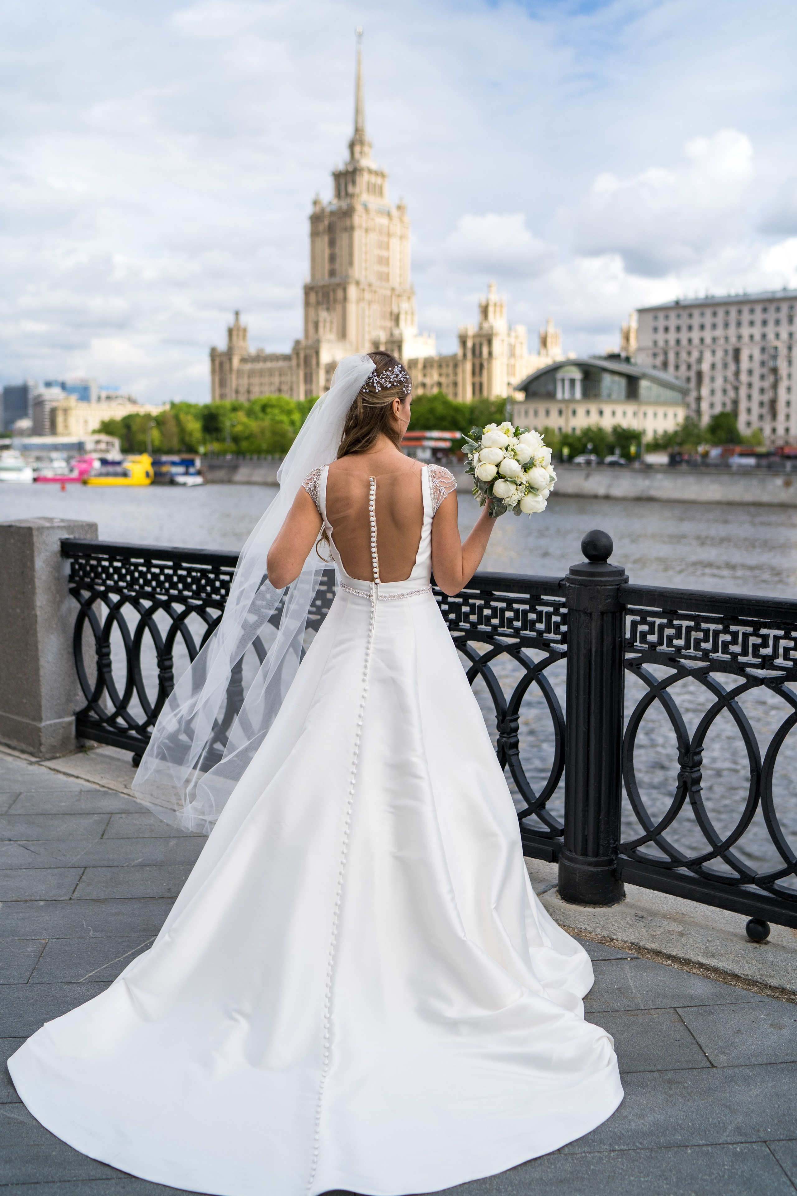 Фотосъемка венчания в Москве. Каталожная и промышленная съемка в Москве Александр Плонский