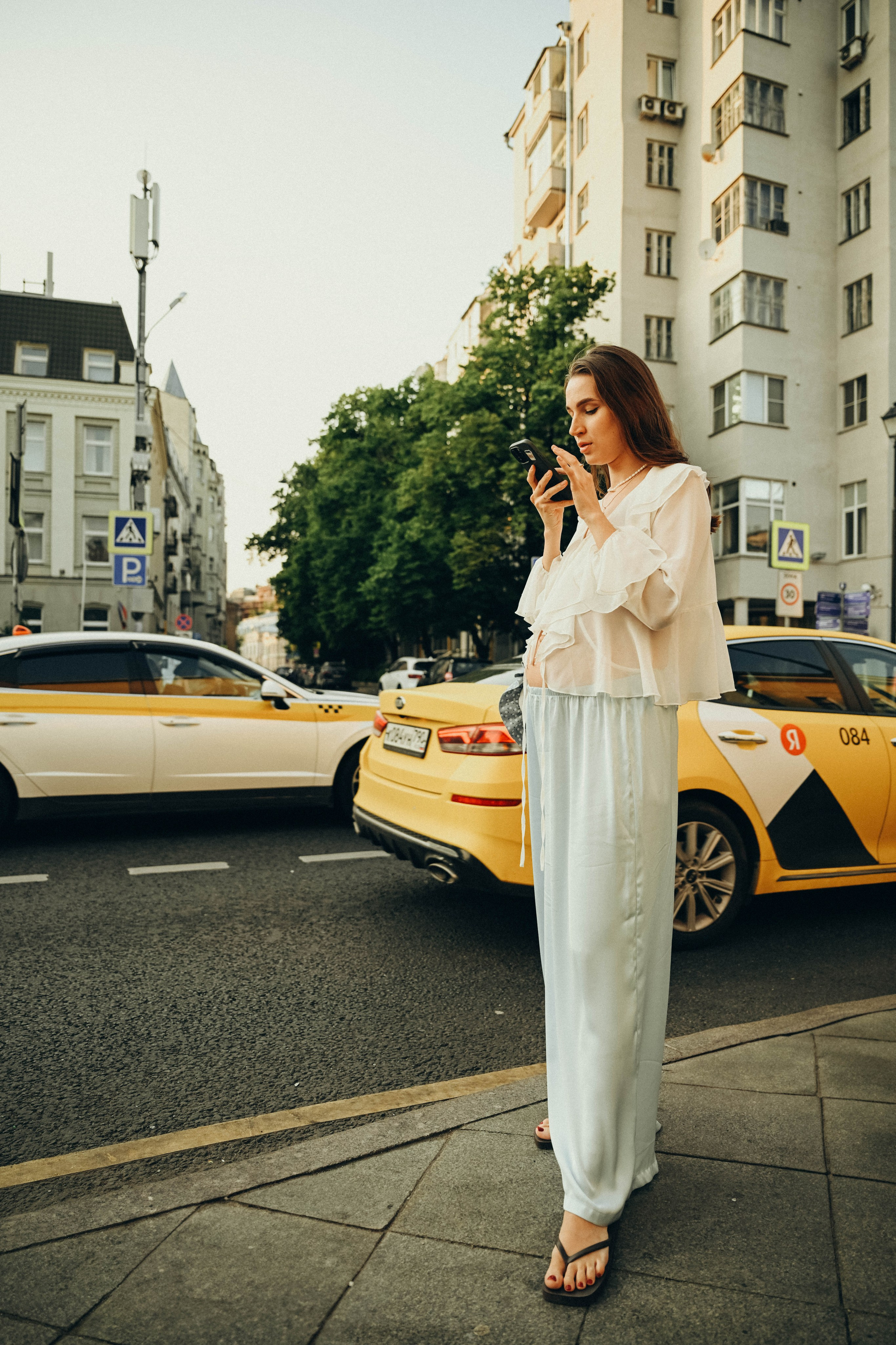 Беременность прогулка. Семейный фотограф в Москве Люберцах Ирина Вронская