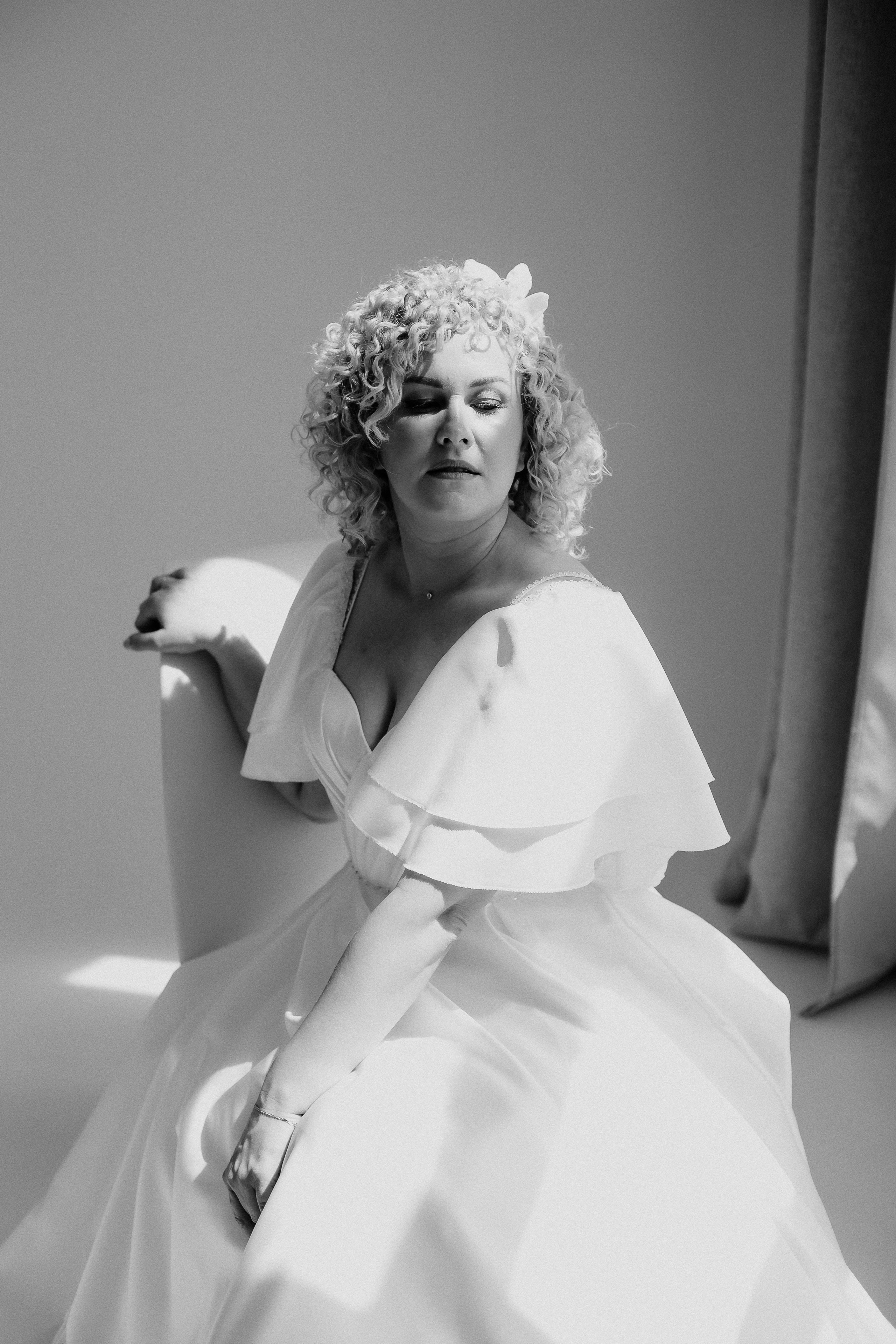 Кудряшки, лето, парк, пижо. Креативный и женский Фотограф Омске Наталья Лебедева