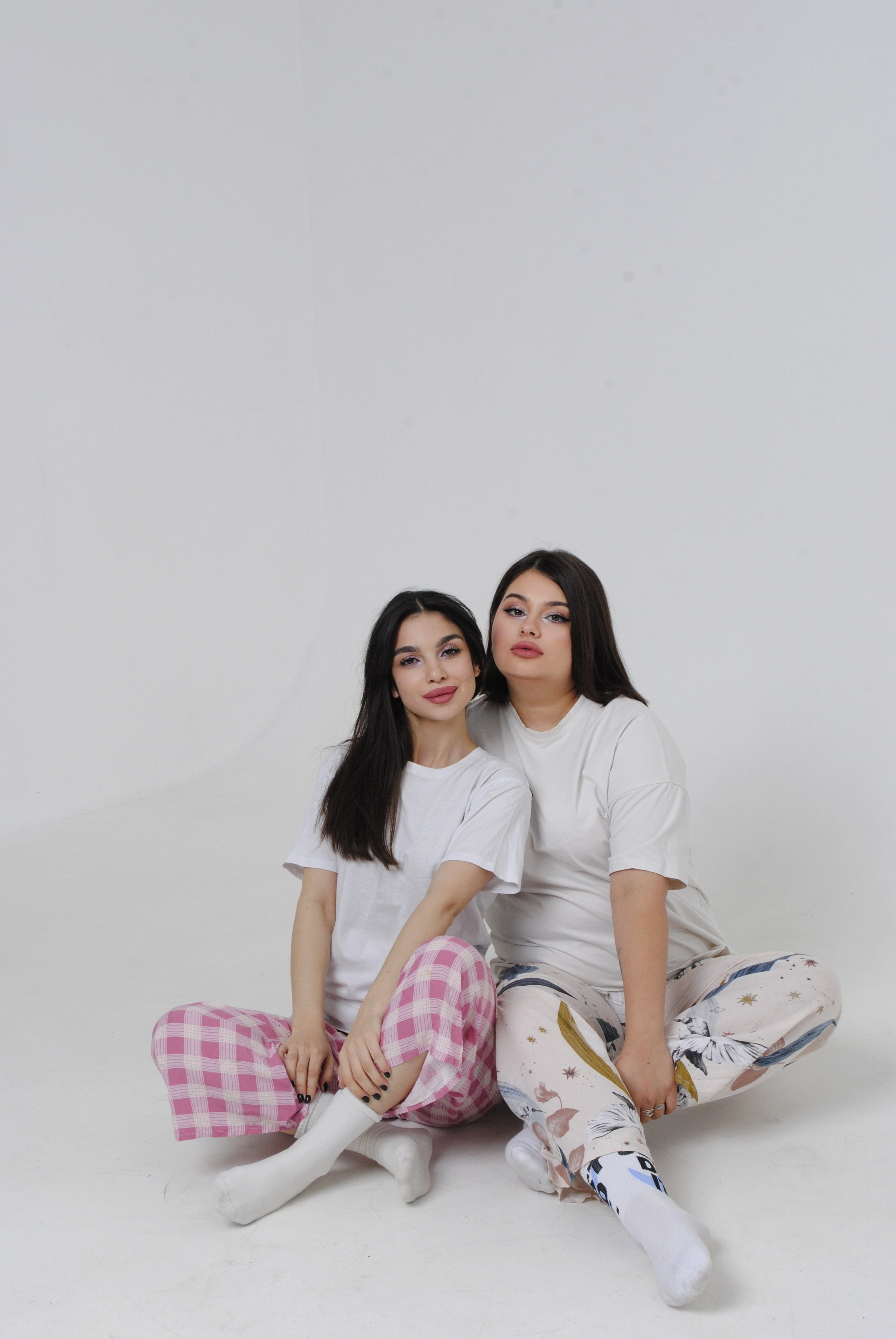 Марьям и подруга. Фотограф Мария Мусаелян