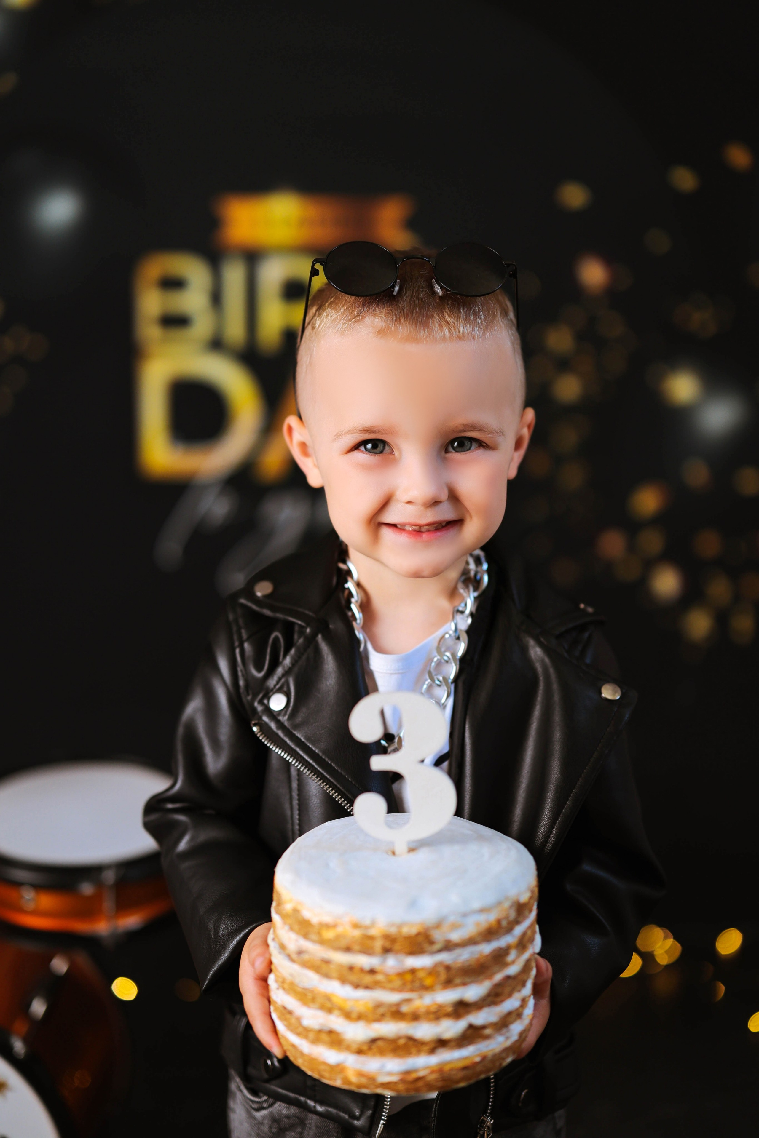 Мальчишки Антураж