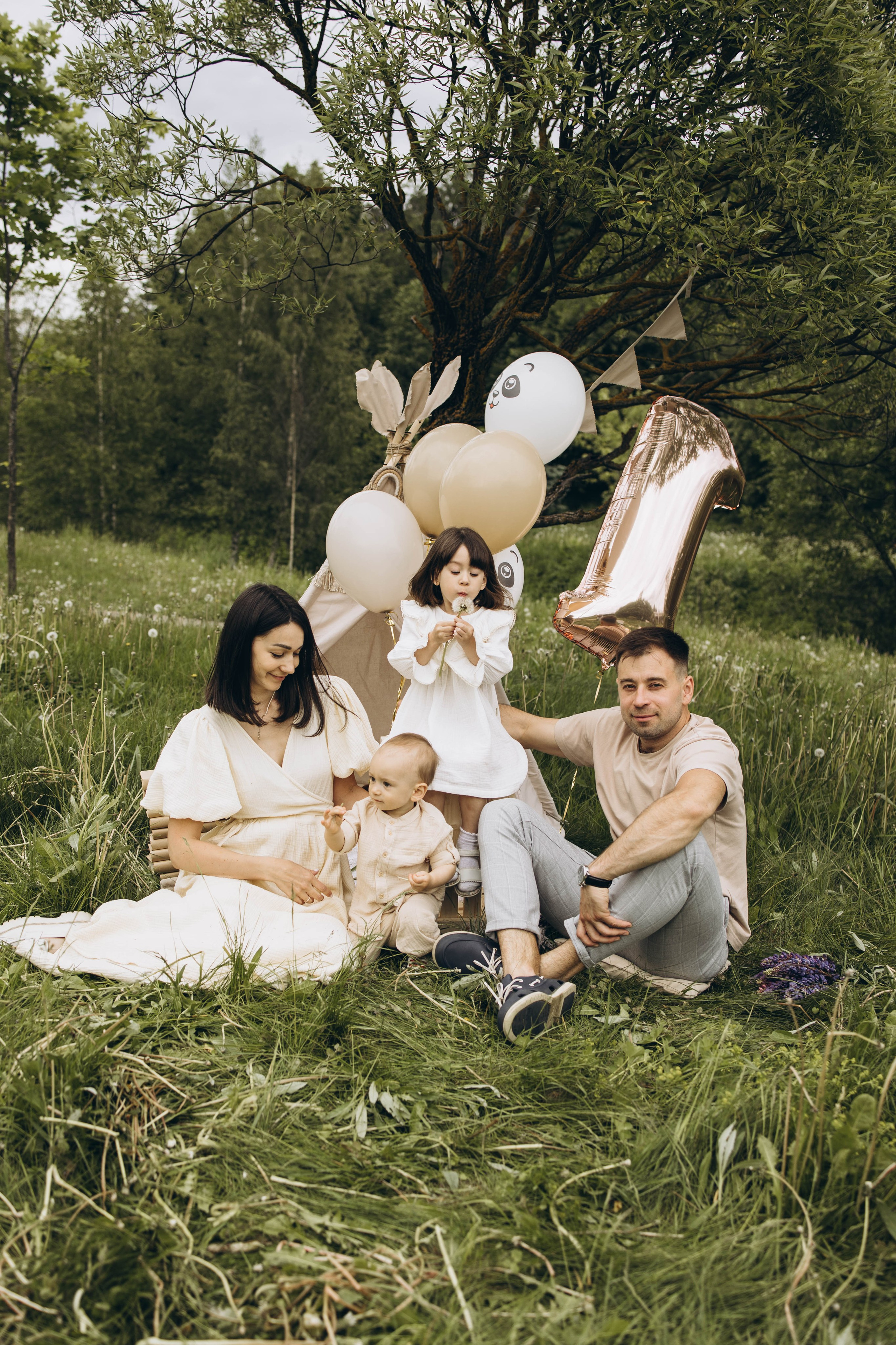 Маша, Женя, Ариана и Мирон. Семейный фотограф в Москве Виктория Ястребинская