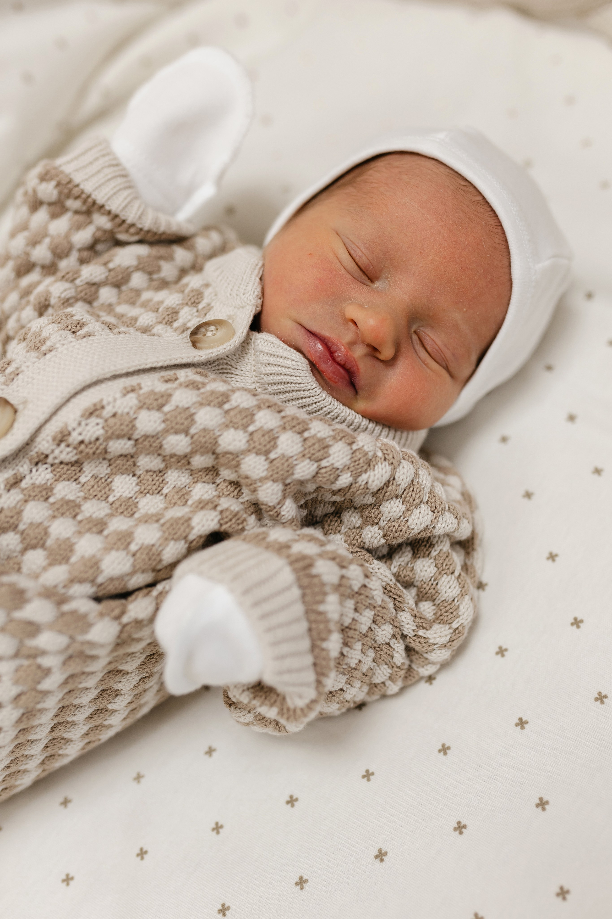 Фотограф на выписку из роддома в Краснодаре, выписка из Екатерининского роддома, фотограф Яна Морева. Семейный фотограф в Краснодаре Яна Морева