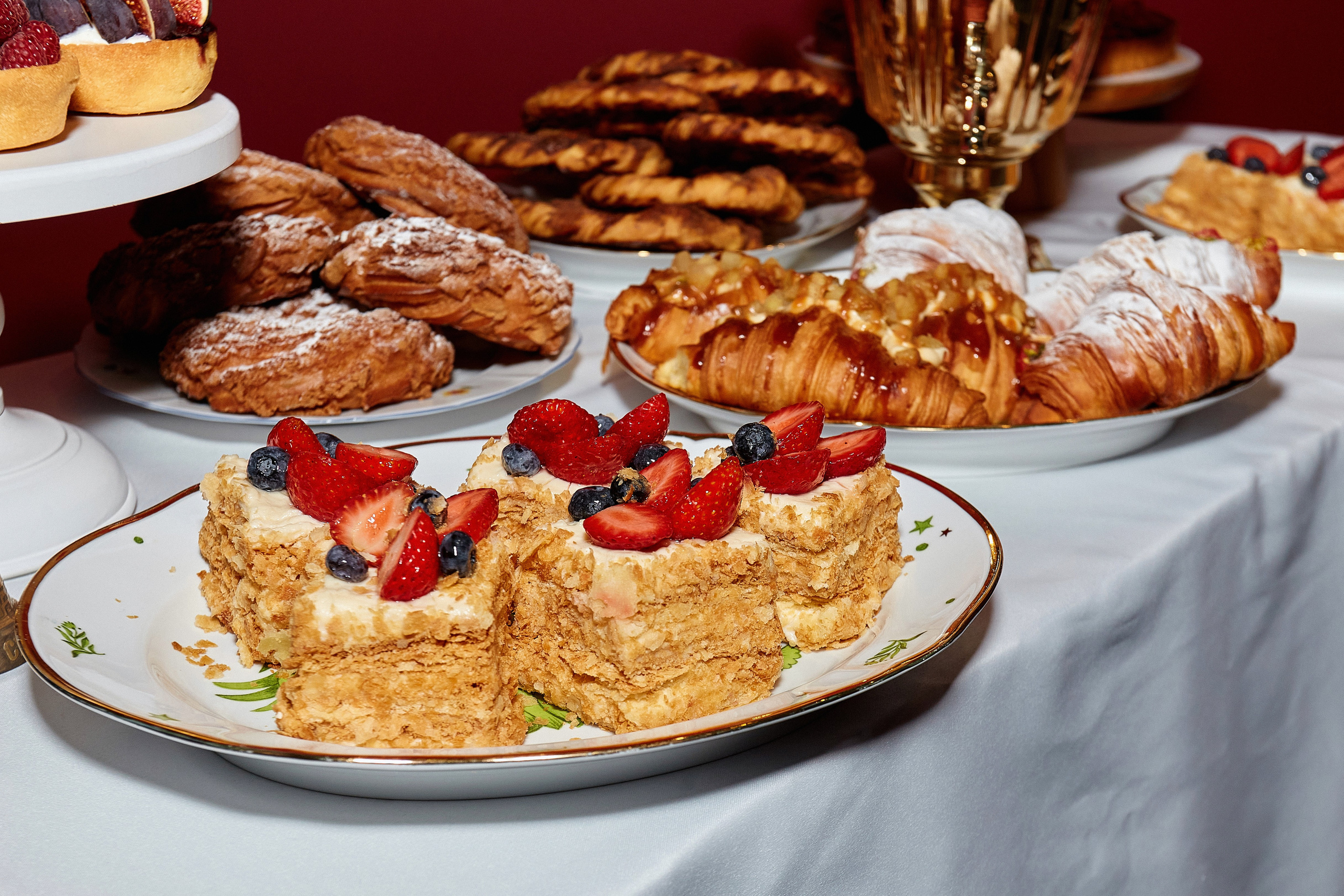 Ужин в музее | «Искусство Есть»: гала-ужин в мраморном зале. DENISOV ART (фото, видео, дизайн) САМАРА