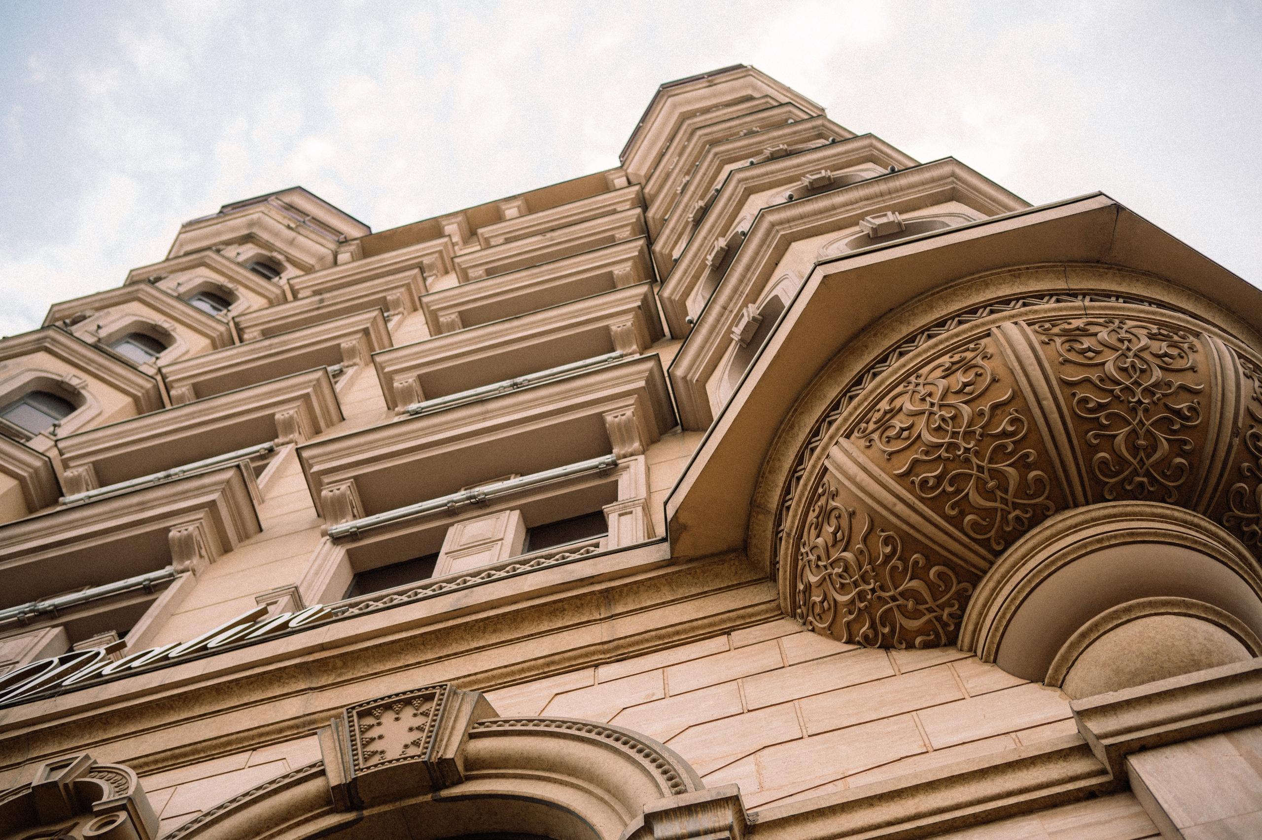 Стрит: Алматы, лето 2025. Фотограф в Алматы — Дарья Фёдорова