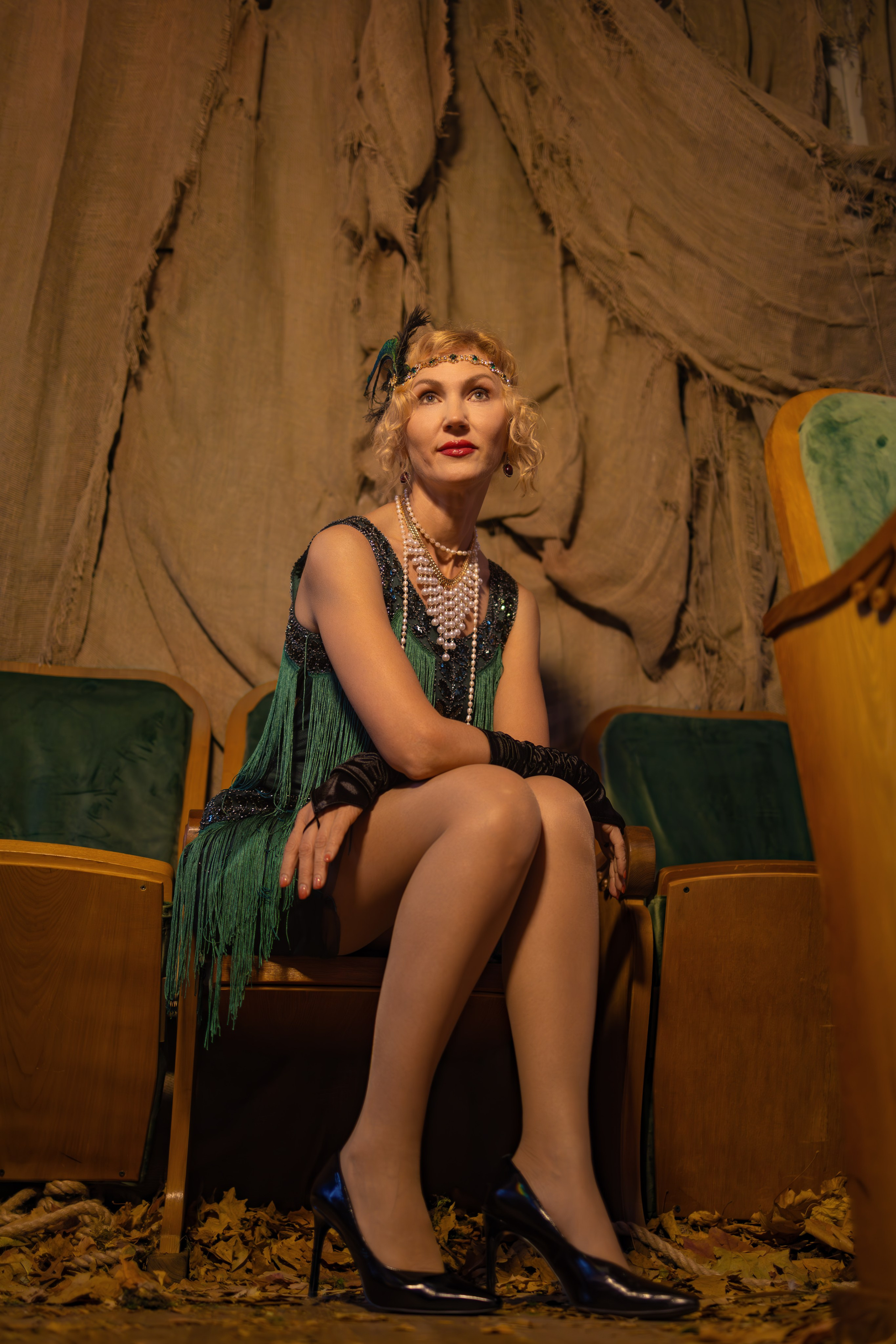 Оксана. Заброшенный театр. Репортажный, семейный и студийный фотограф в Москве Демин Алексей