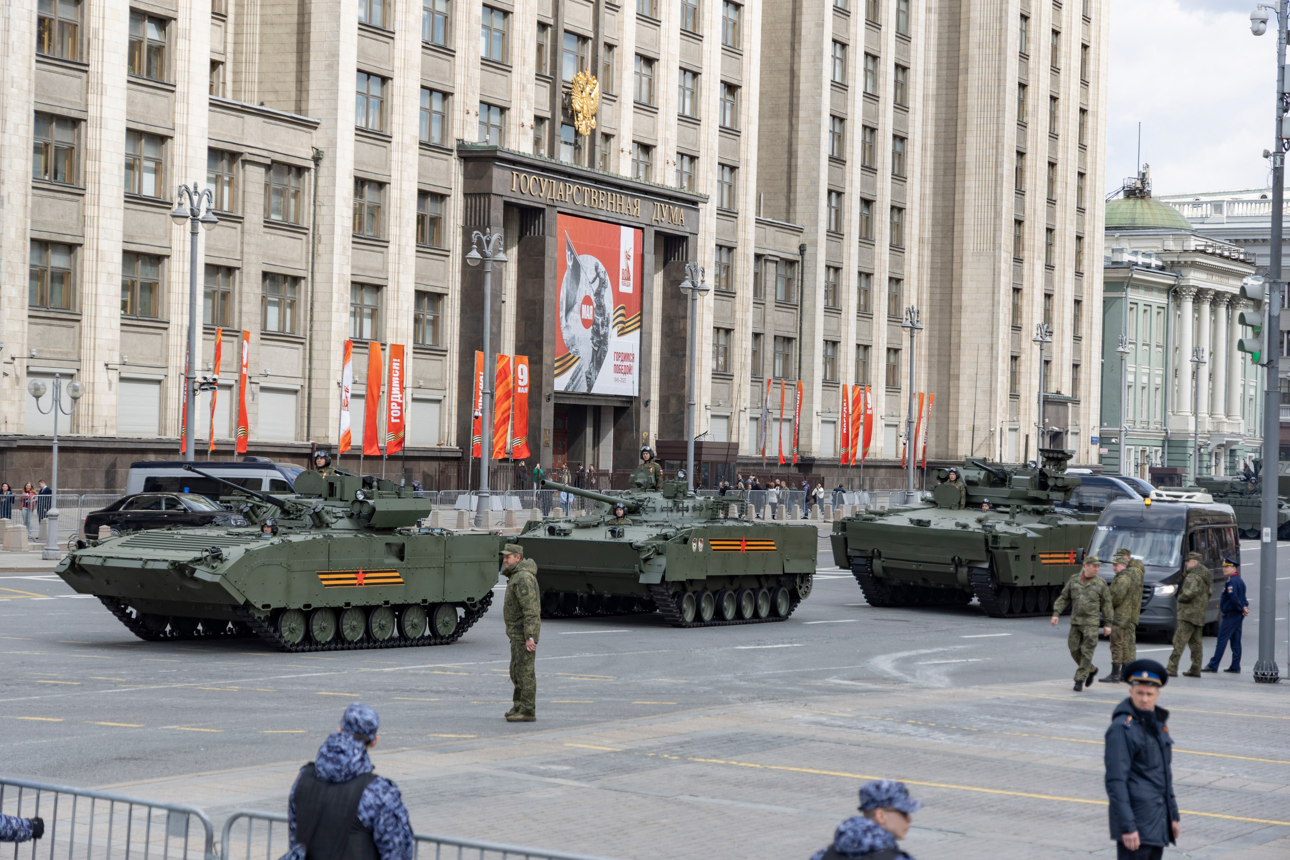 Репетиция парада победы 7 мая 2025 боевая техника. Репортажный, семейный и студийный фотограф в Москве Демин Алексей