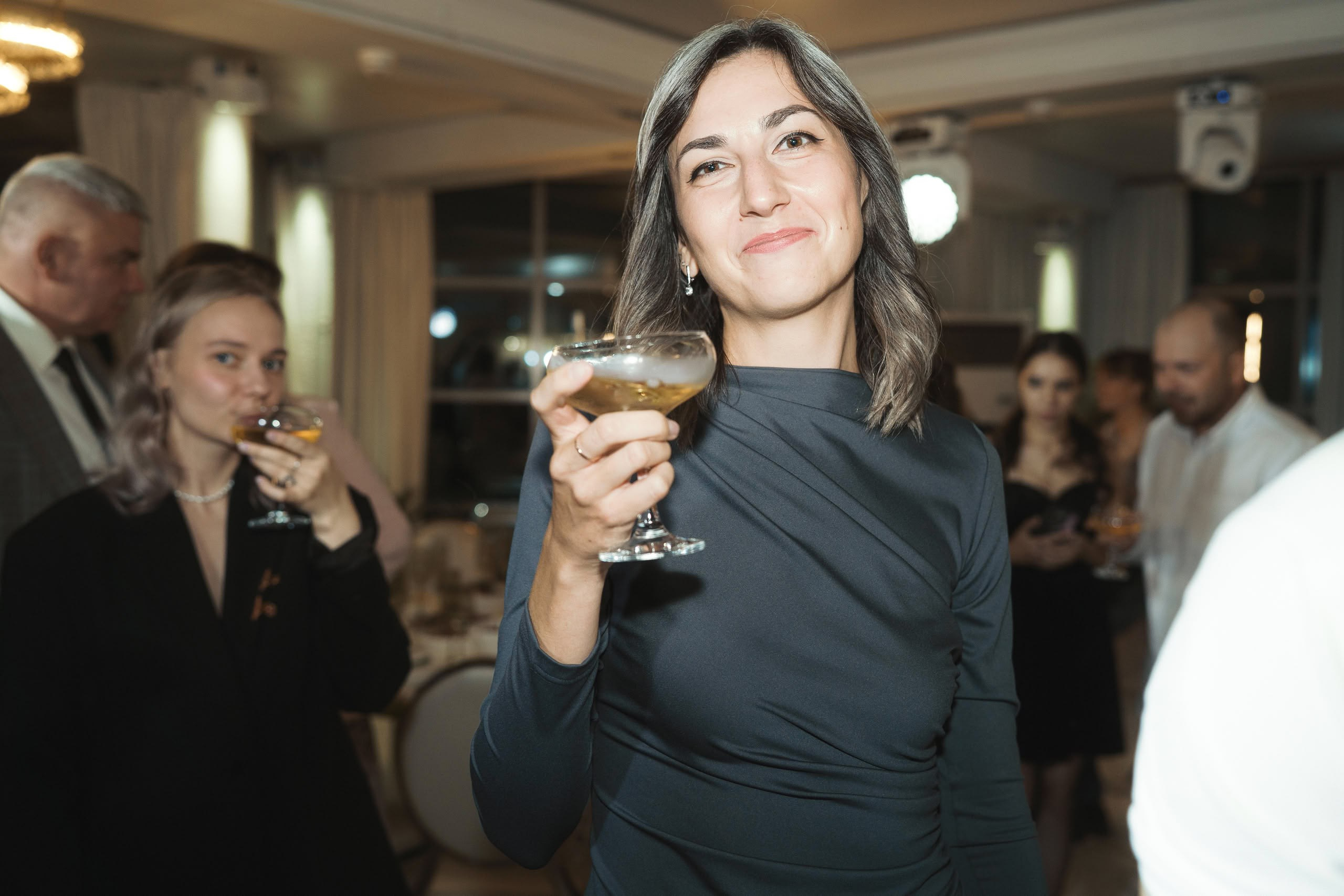 Василий и Марина — свадебный день в Петербурге. Свадебный фотограф Дмитрий Родионов — Санкт-Петербург и Ленинградская область