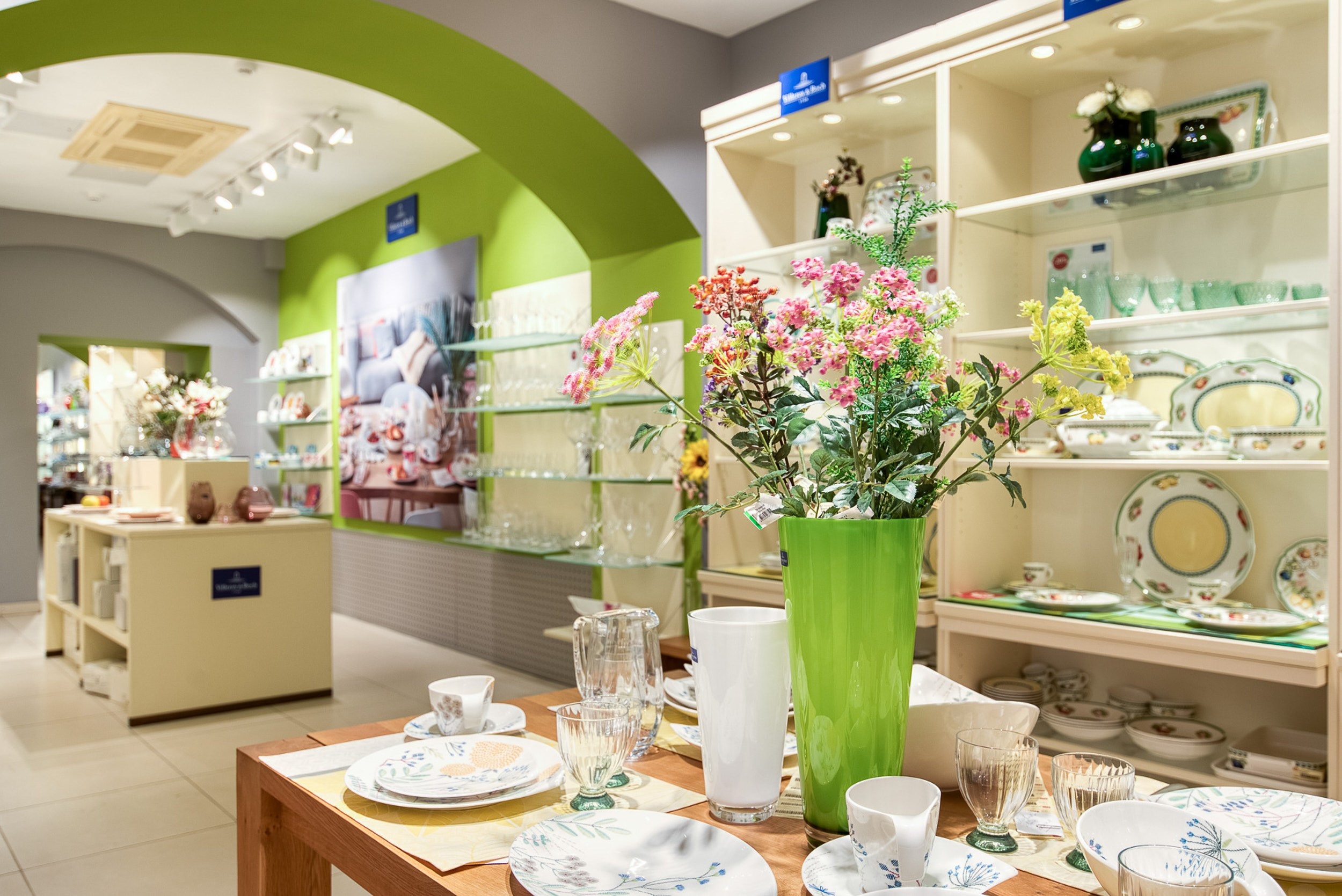 Ретейл. Герман Лепёхин коммерческий фотограф в Москве: репортаж, портреты, интерьеры, производство