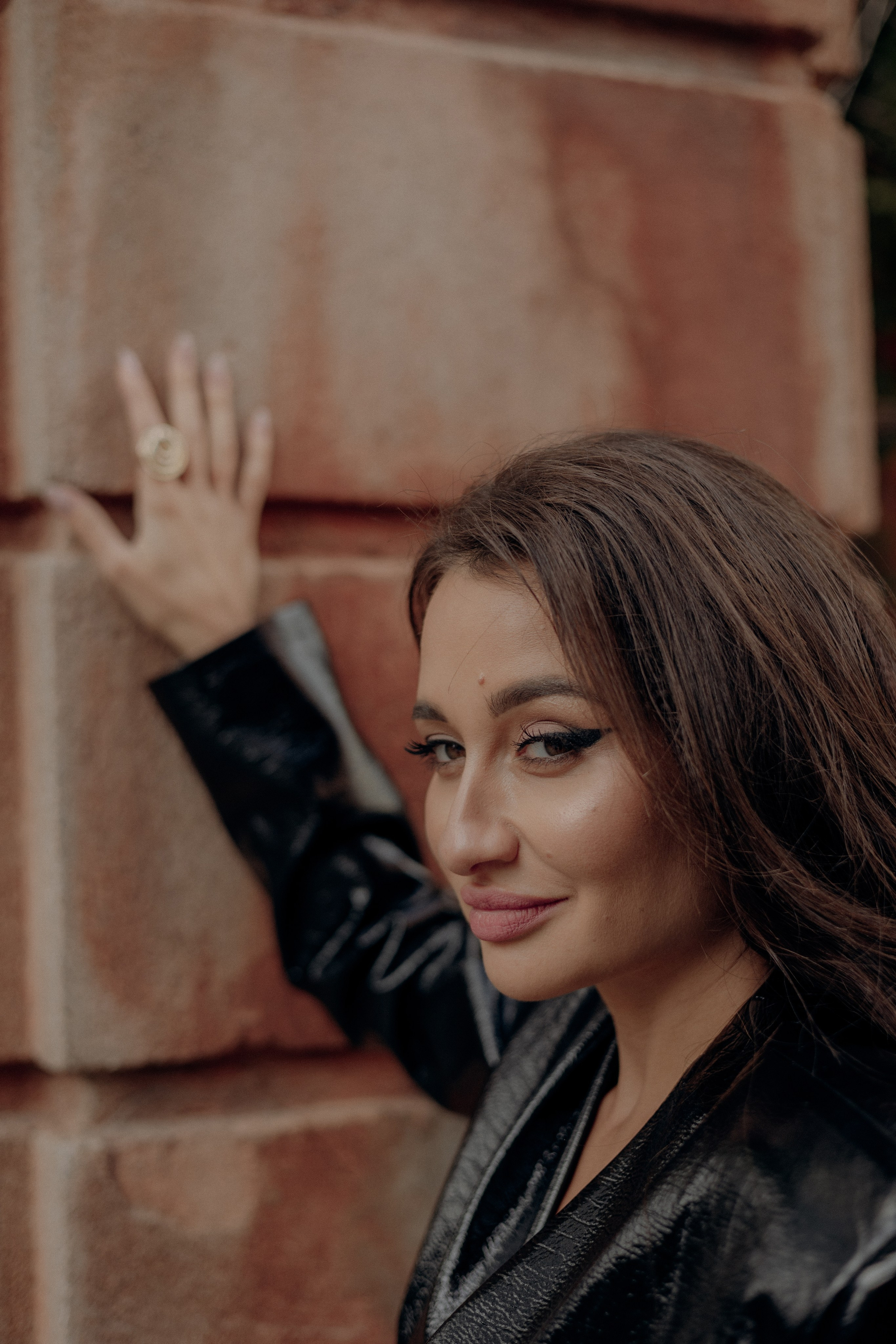 Алина и Николь. Условия и стоимость