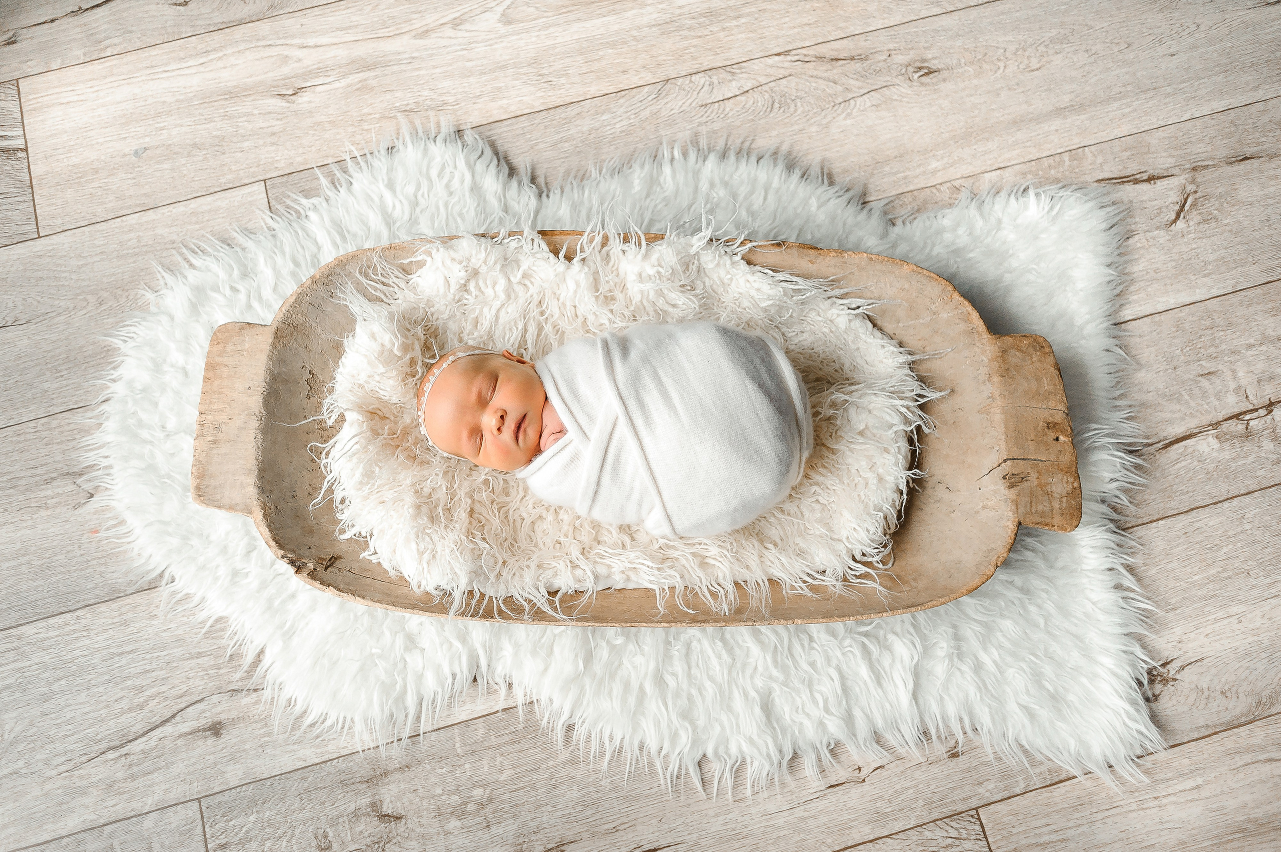 Анюта, 6 дней. Фотограф новорождённых в Йошкар-Оле Ильмира Сидоркина