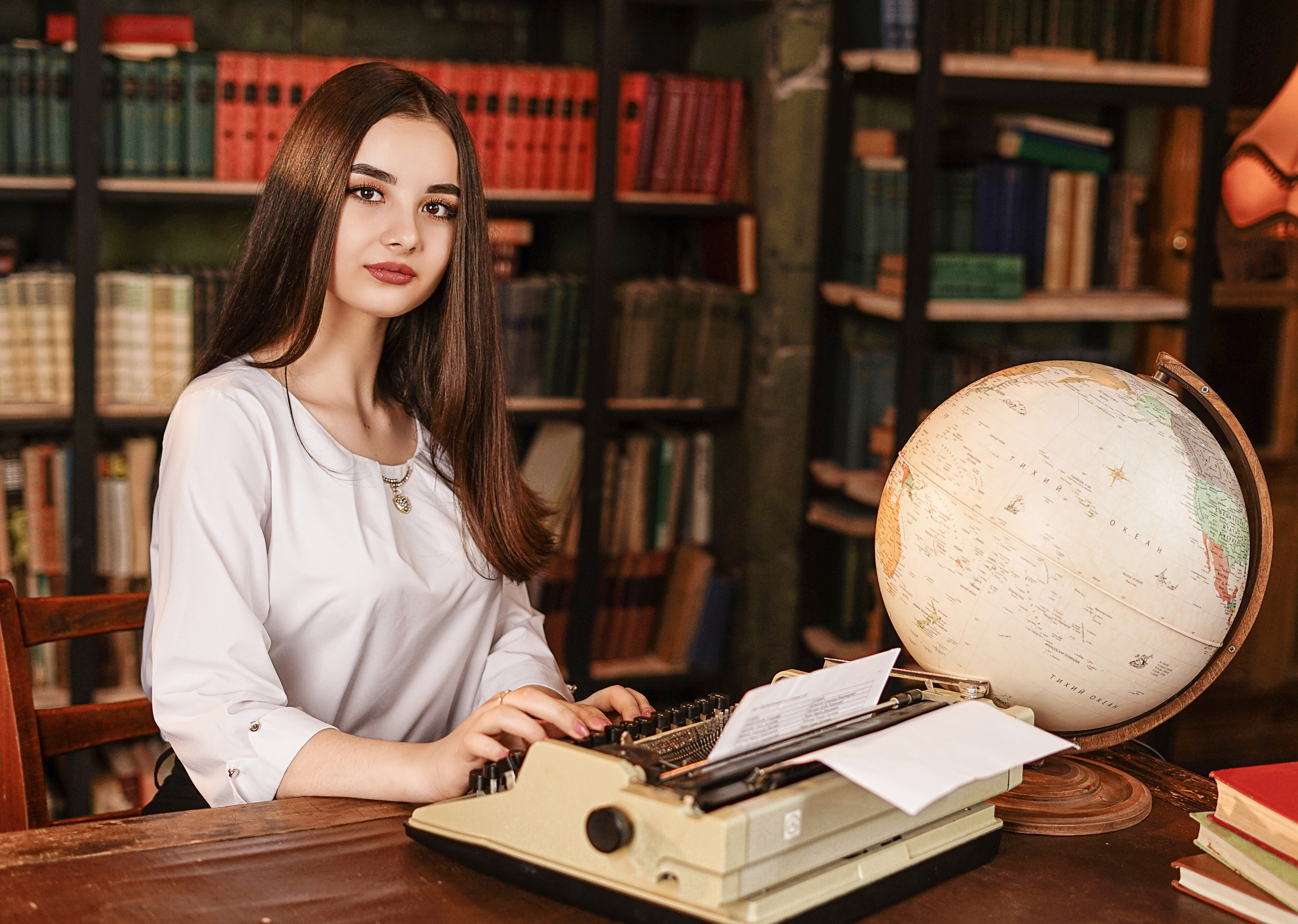 Школьные фотокниги. Семейный и детский фотограф в Саратове Акефьева Анна