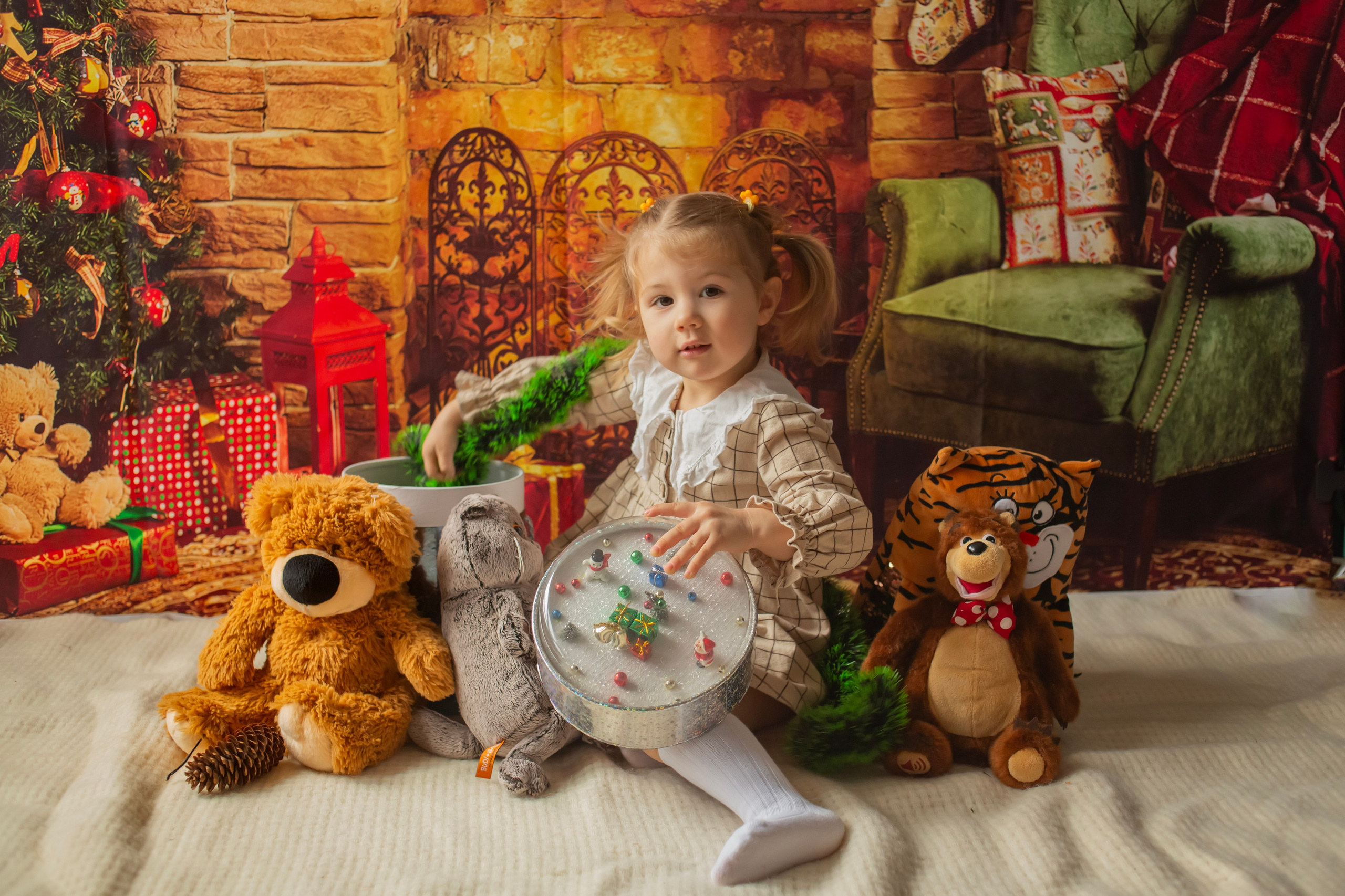 Фотозона в Мкр Красногорский — красная. Семейный и детский фотограф в Москве и МО — Александра