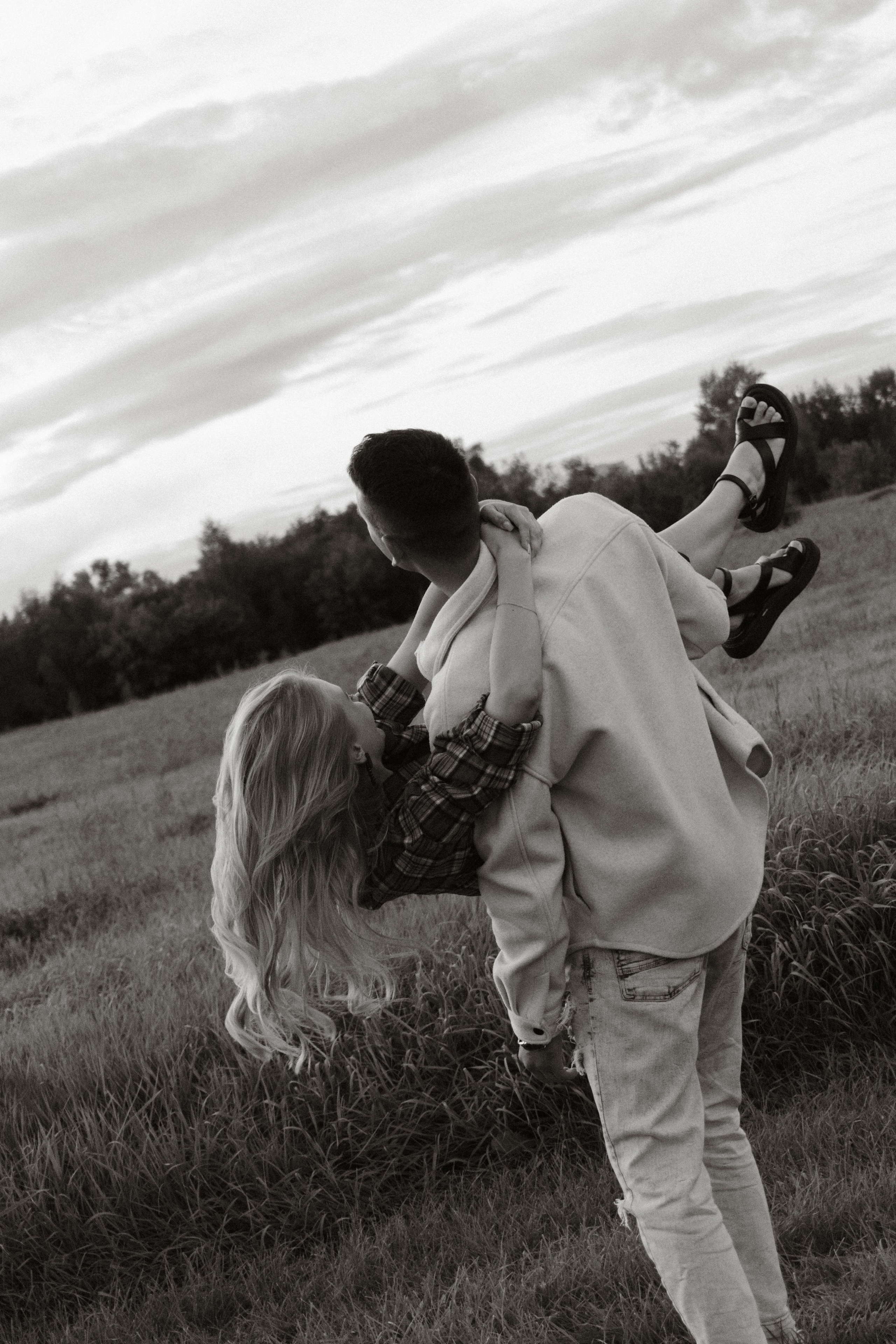 Love story|семейная|свадебная. Мобильный фотограф в Омске