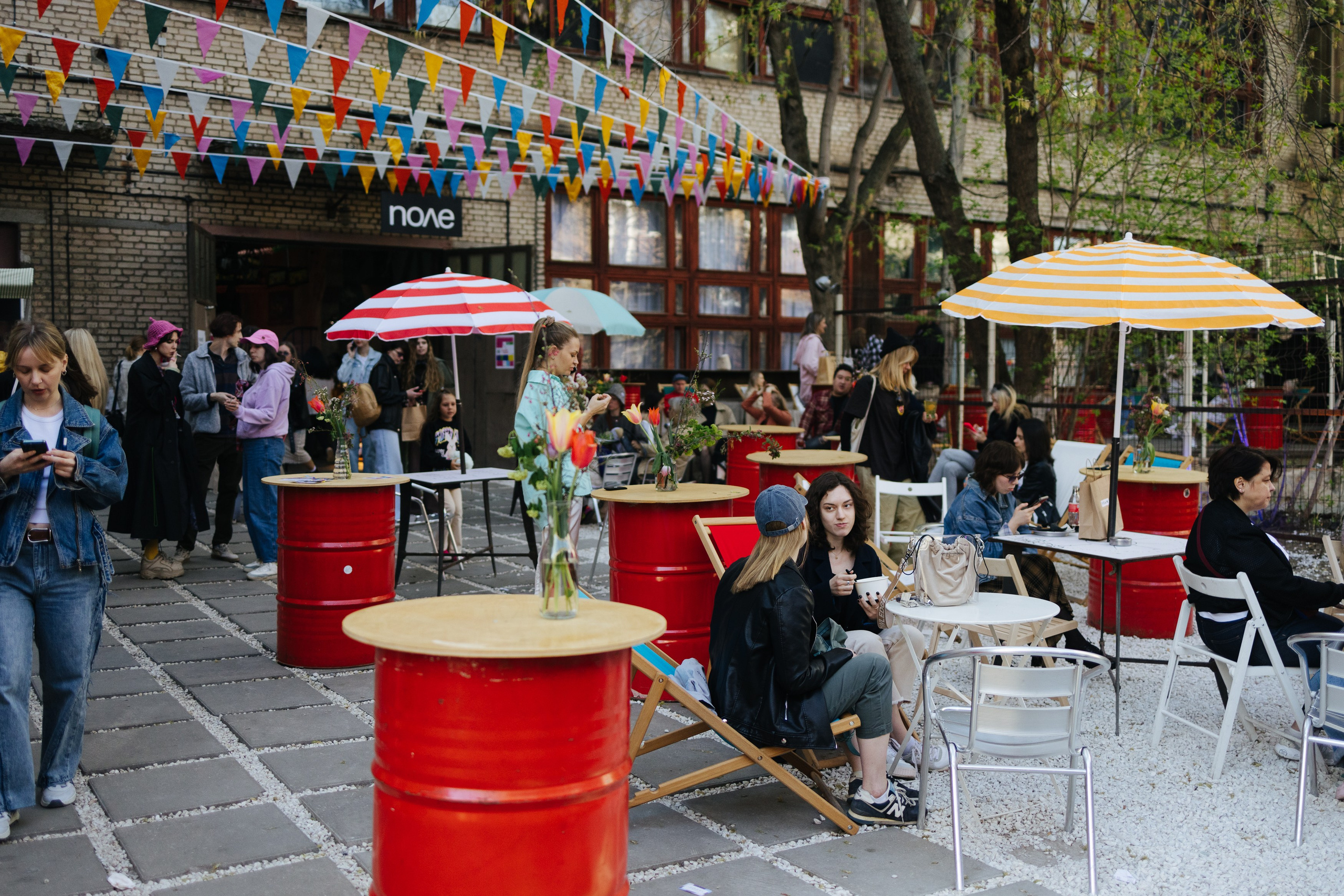 22–23 апреля 2023 в пространстве «Поле». Фотоотчеты «Ламбада-маркета»