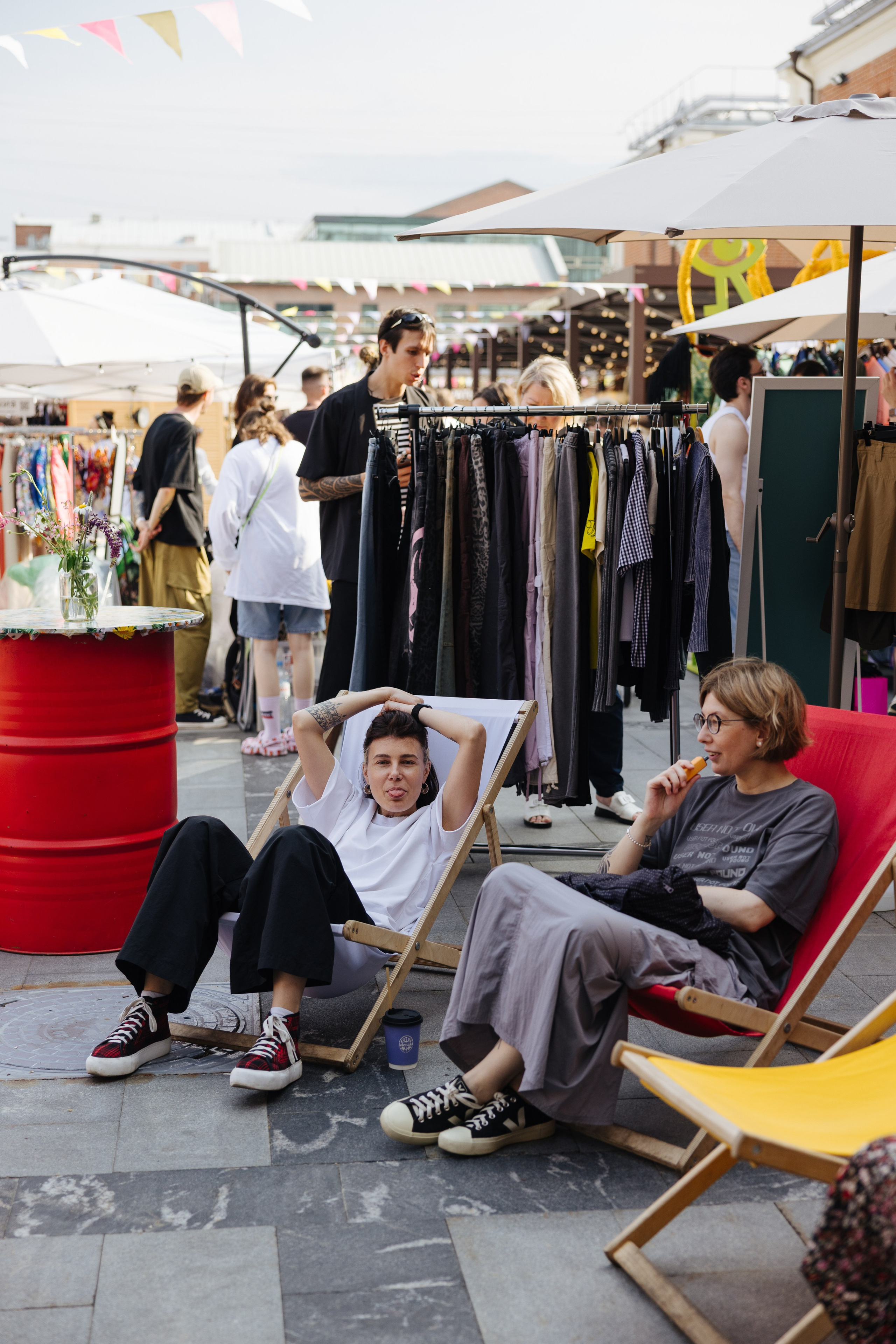 7–8 июня 2025 в пространстве «Три вокзала. Депо» / День 1 / фото Валерий Белобеев. Фотоотчеты «Ламбада-маркета»