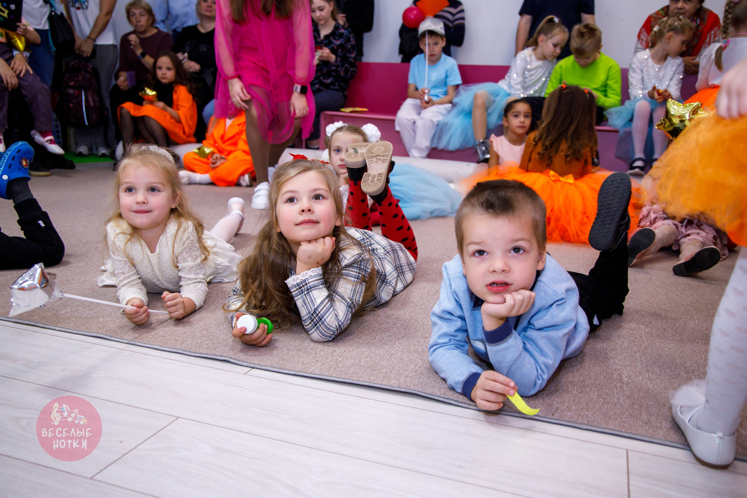 Веселый праздник с вокальной студией «Веселые Нотки». Профессиональная фото и видеосъемка. Москва