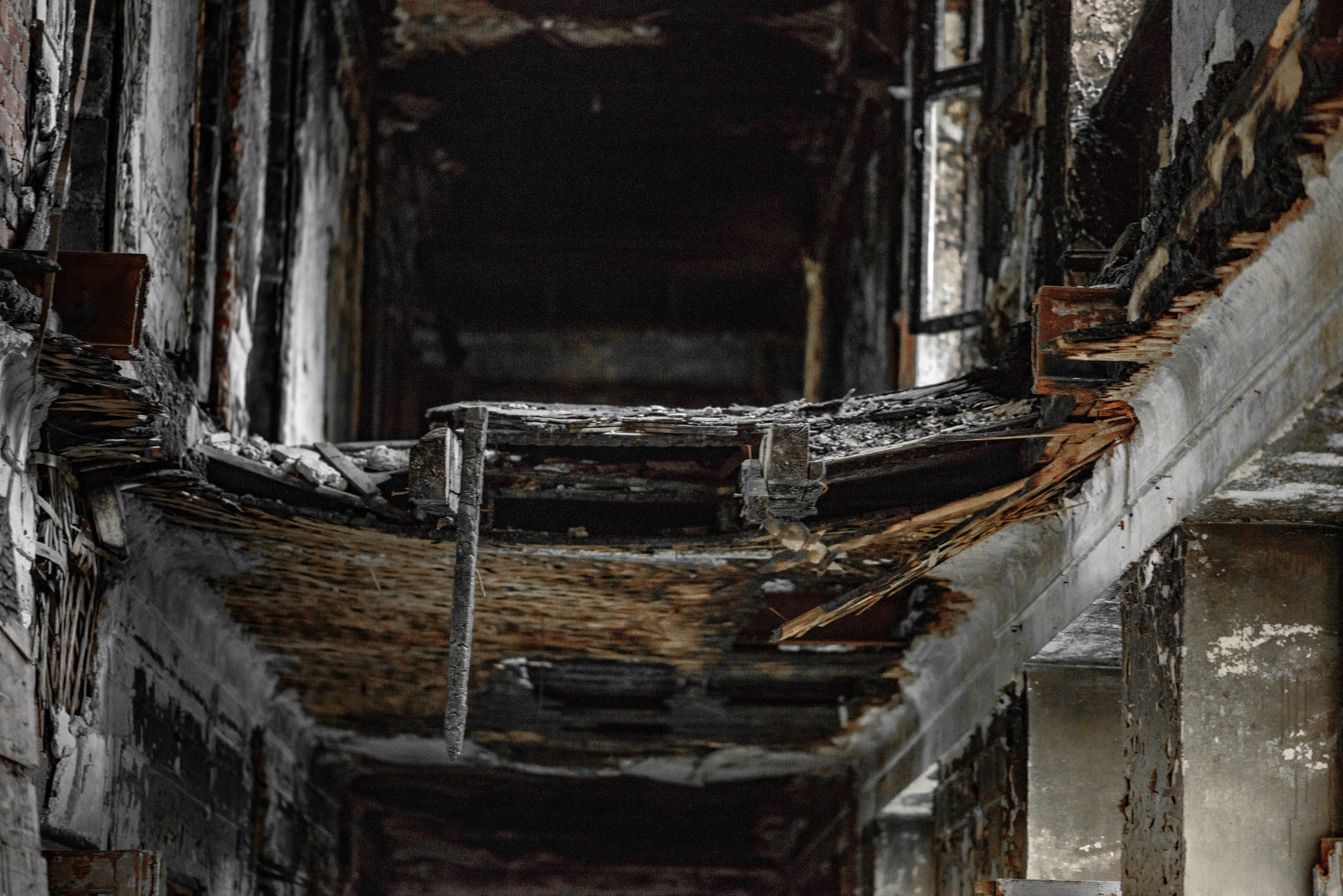 Заброшенная больница. Свадебный фотограф на Урале Виктор Соколов