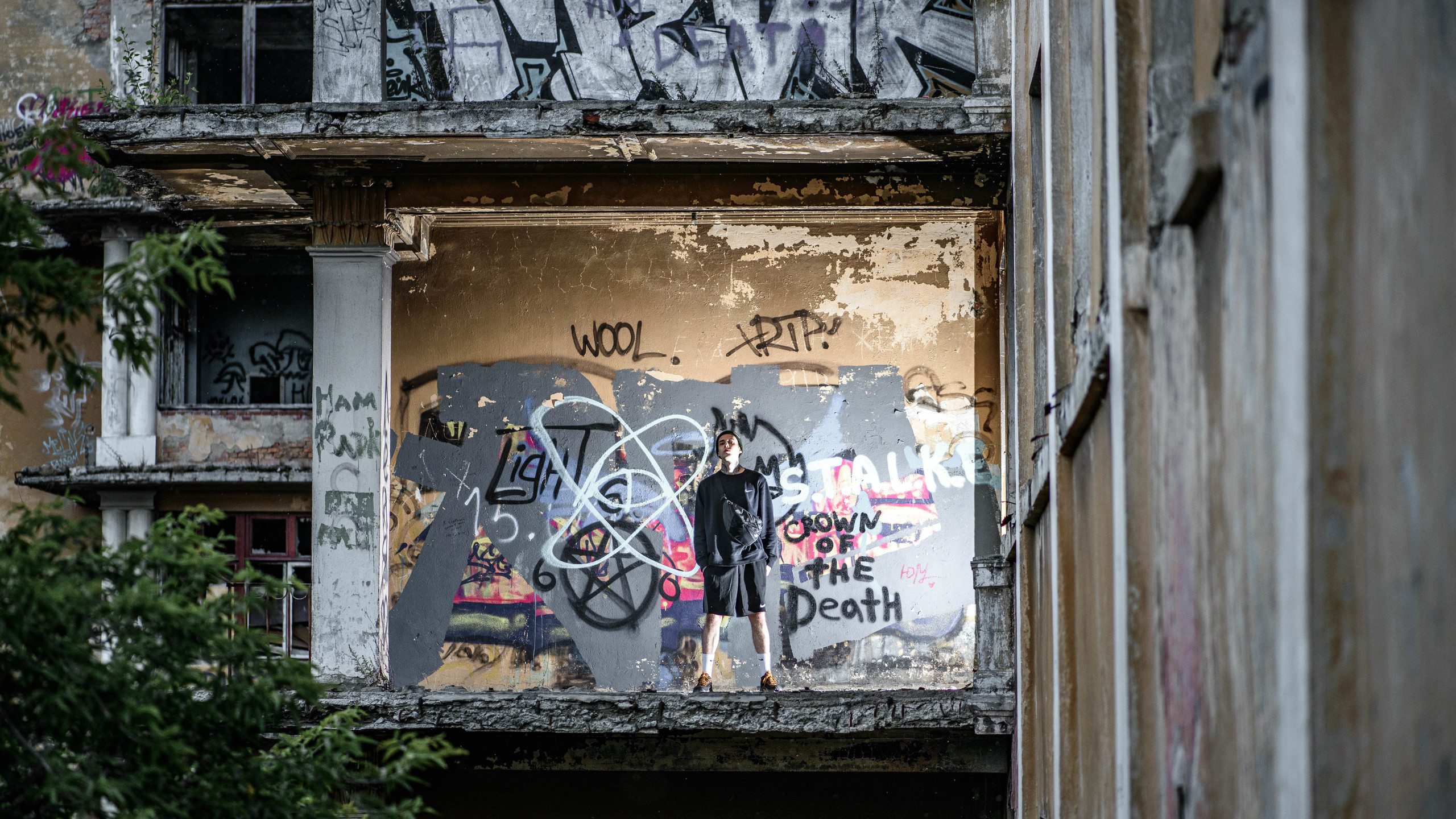 Заброшенная больница. Свадебный фотограф на Урале Виктор Соколов