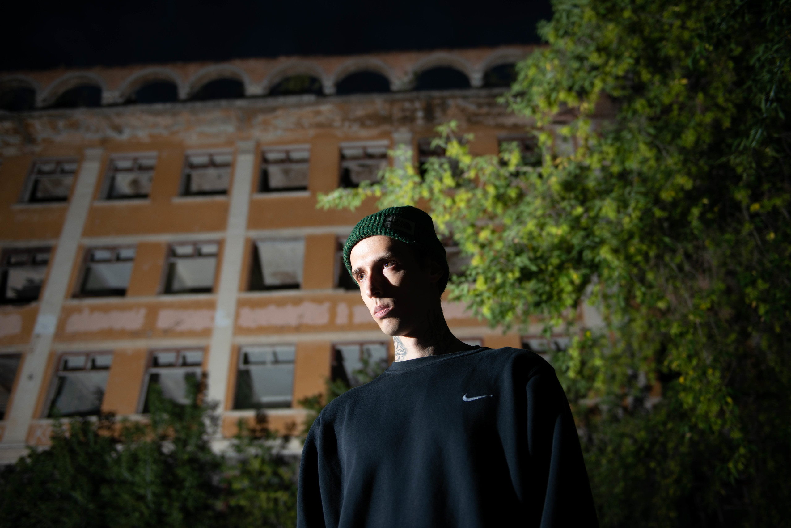 Заброшенная больница. Свадебный фотограф на Урале Виктор Соколов