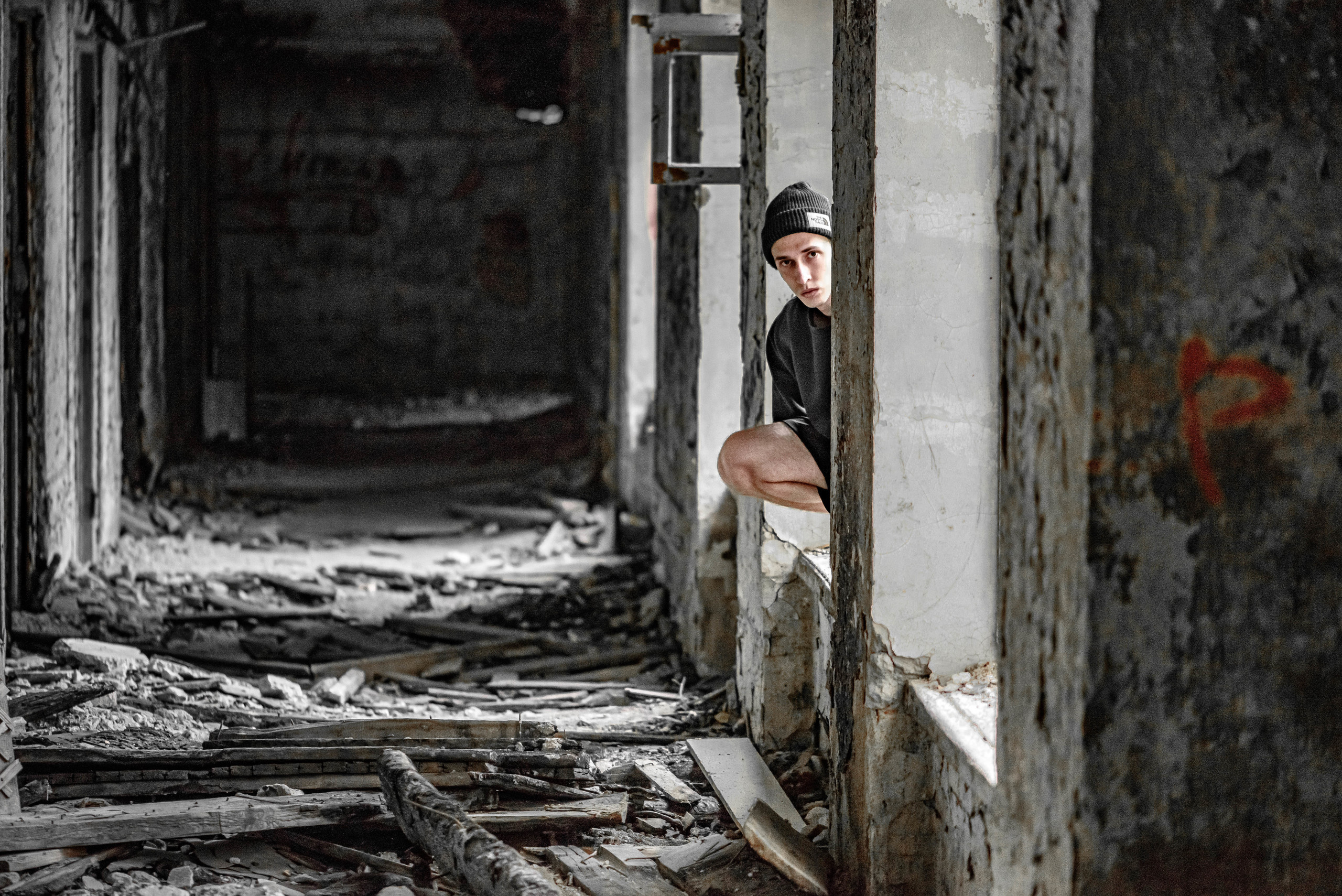 Заброшенная больница. Свадебный фотограф на Урале Виктор Соколов