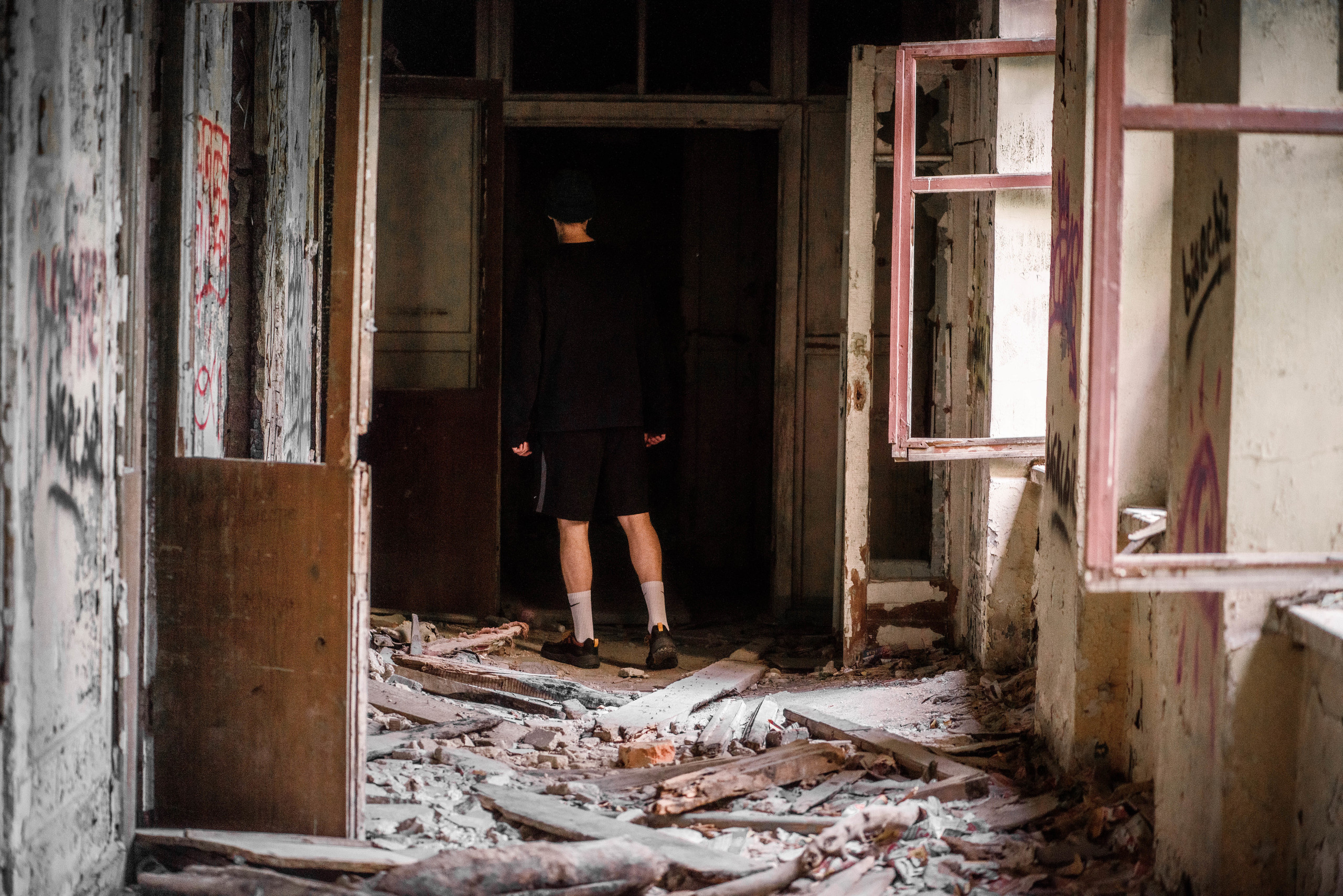 Заброшенная больница. Свадебный фотограф на Урале Виктор Соколов