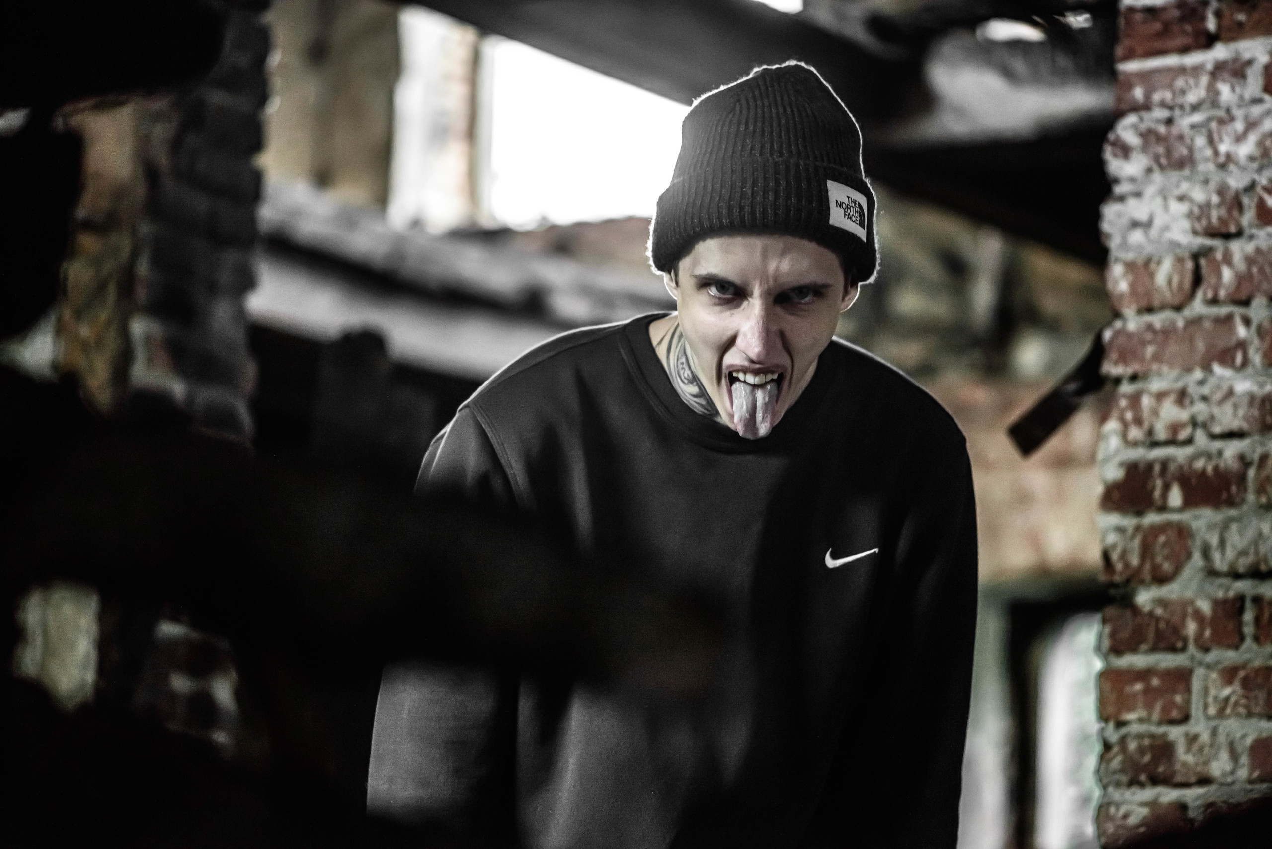 Заброшенная больница. Свадебный фотограф на Урале Виктор Соколов