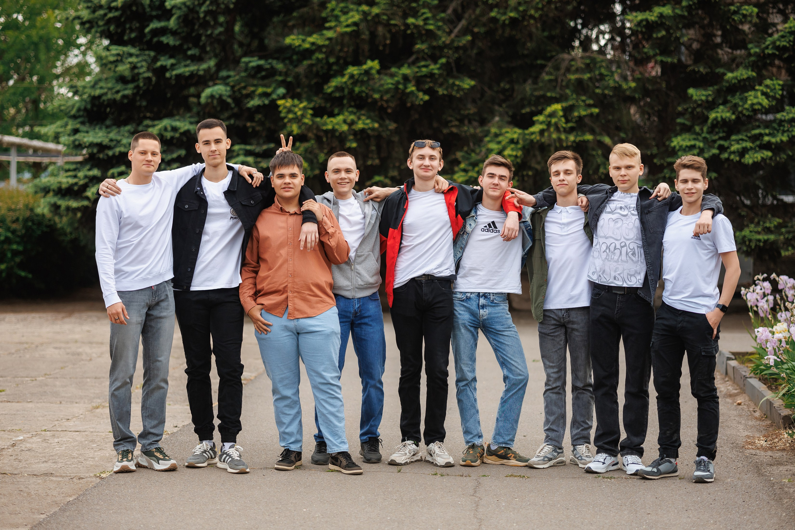 11 класс, выпуск 2024. ФОТОГРАФ Ярослав Желваков Каменск-Шахтинский