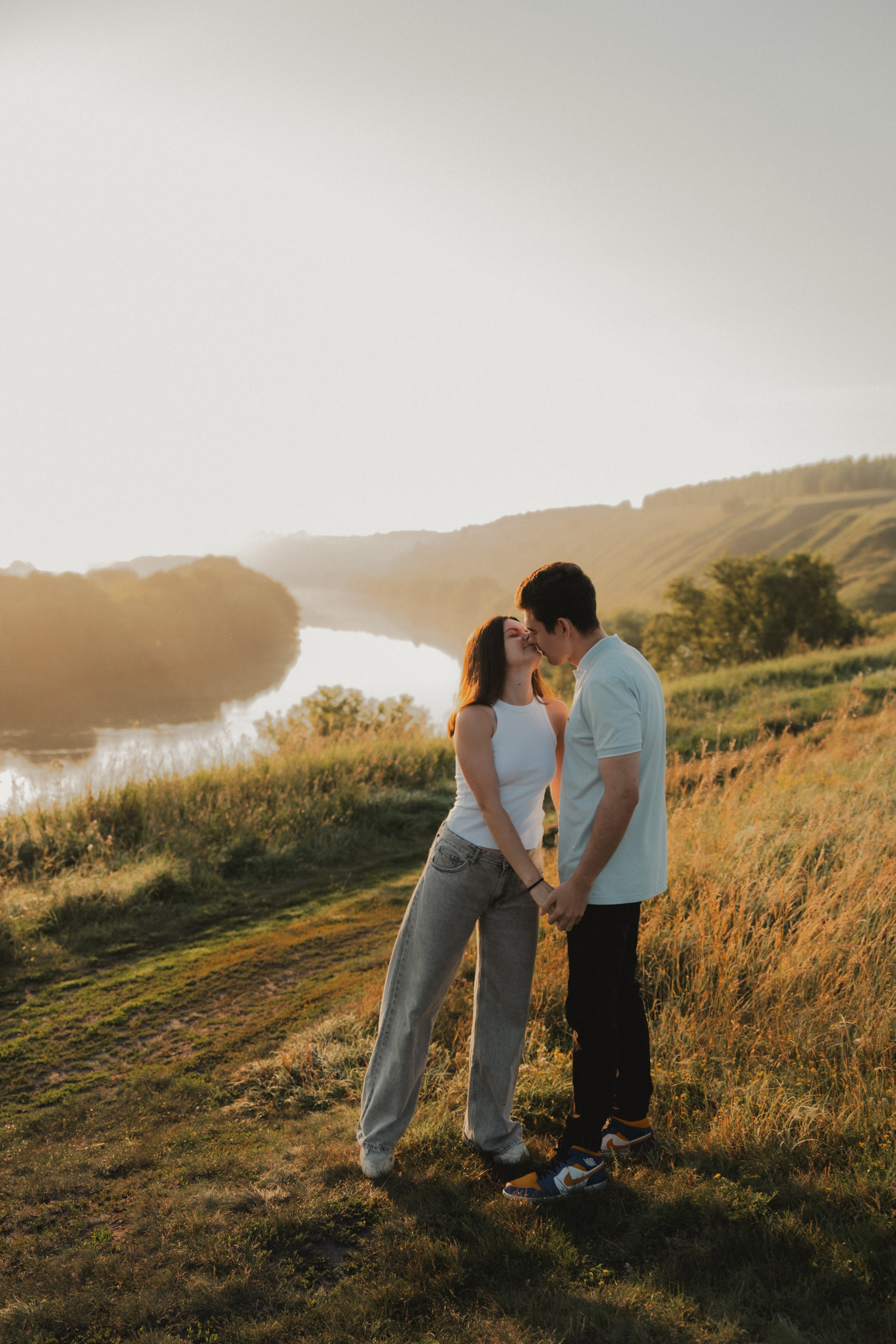 А ♡ И  — Любовь у рассветной реки. Свадебный и портретный фотограф в Москве, Светлана Янковая